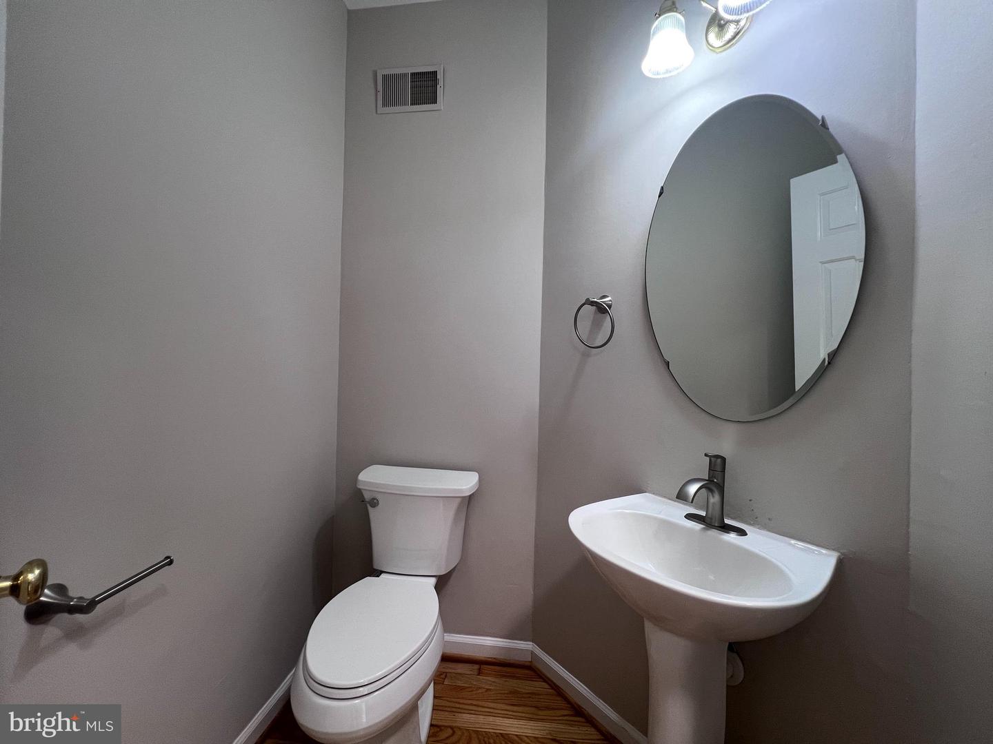 7003 MANAHOAC PL