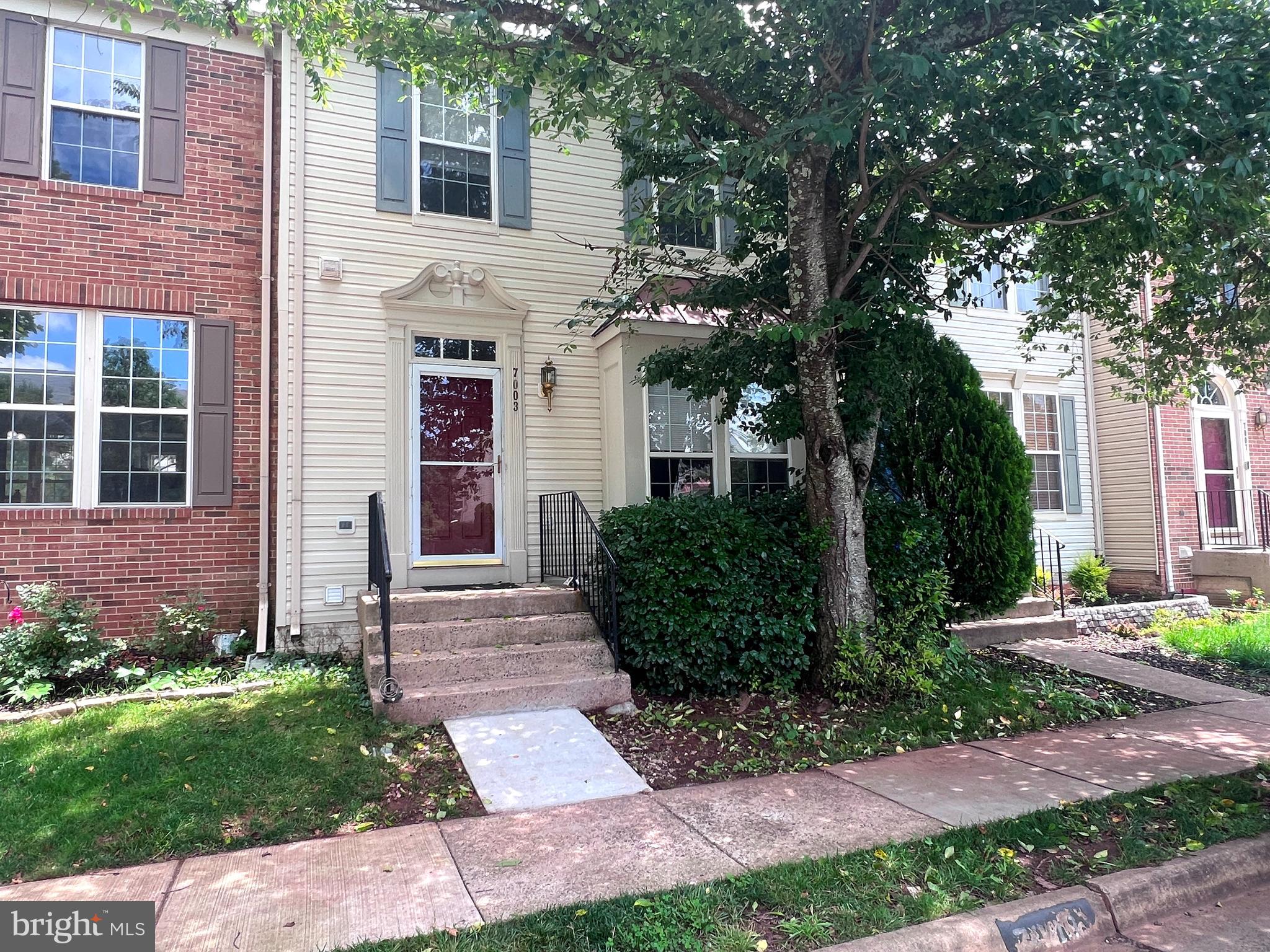 7003 MANAHOAC PL
