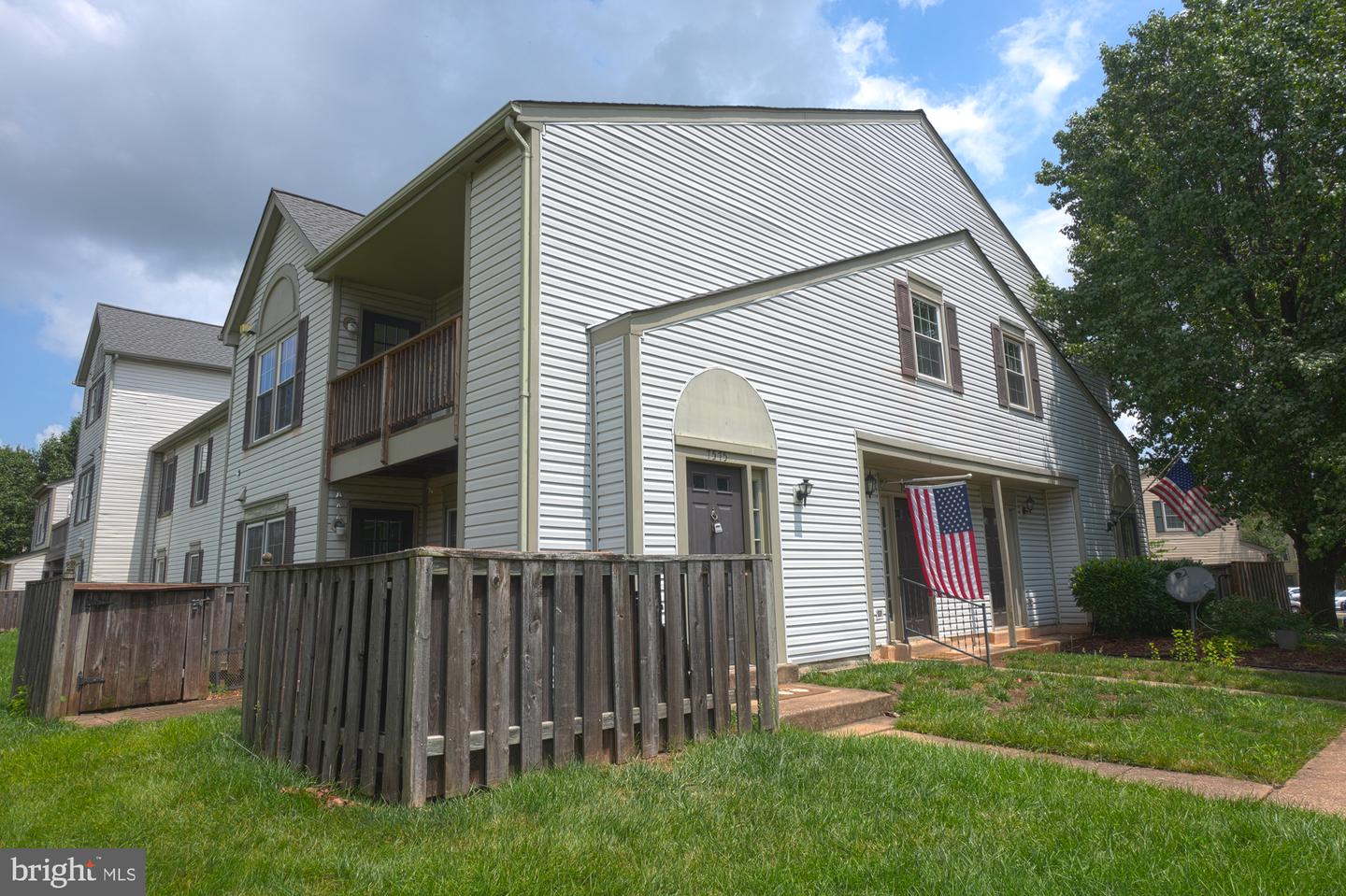 7575 BELLE GRAE DR #13