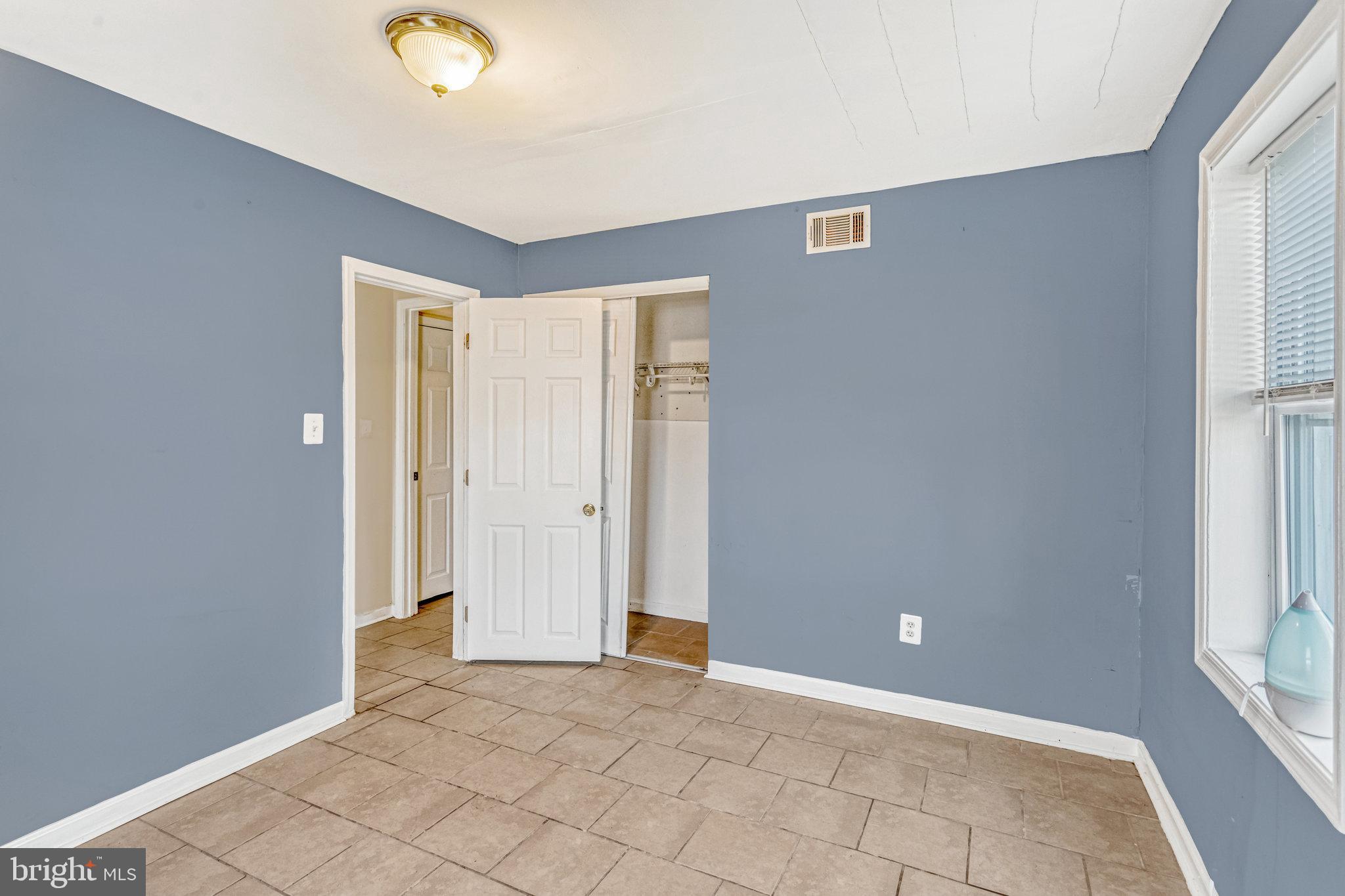 2900 WILLIAMSBURG CT