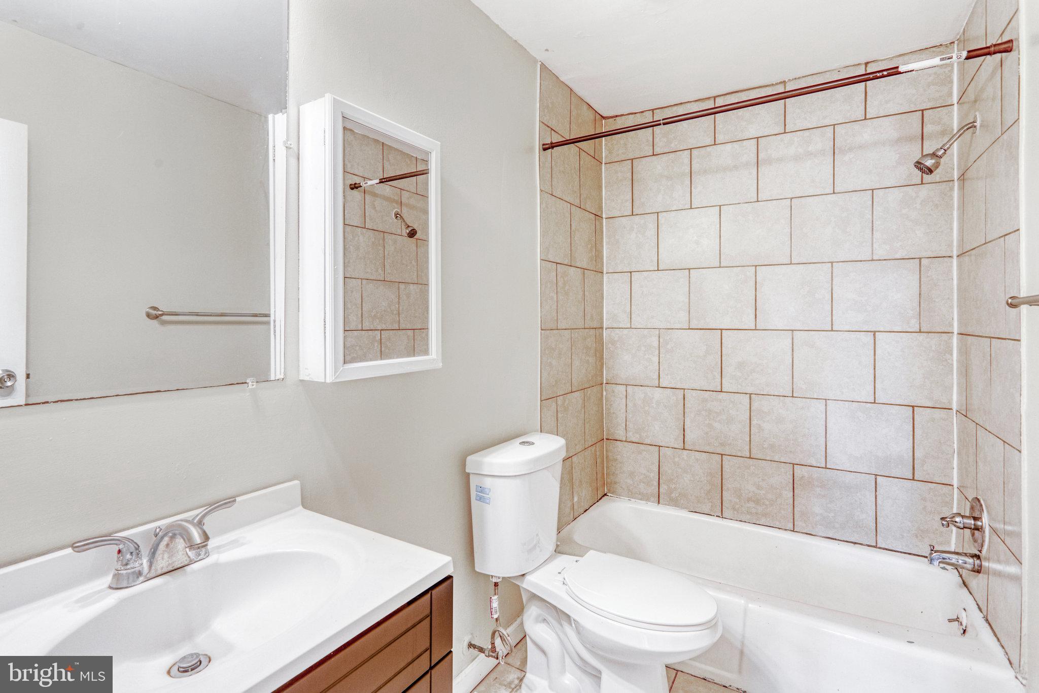 2900 WILLIAMSBURG CT