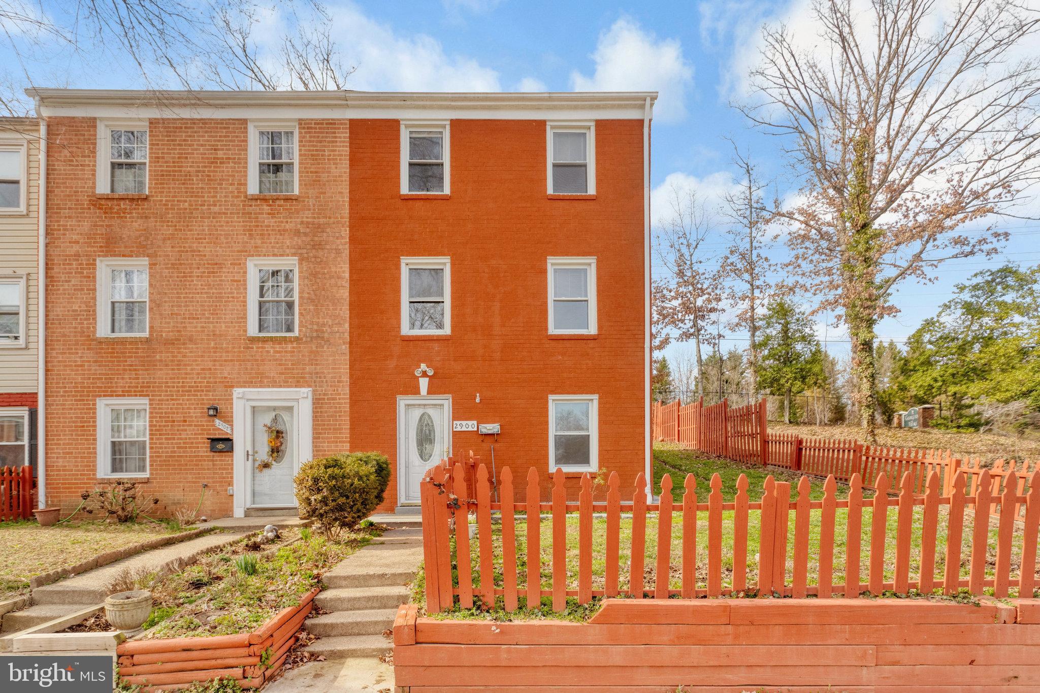 2900 WILLIAMSBURG CT