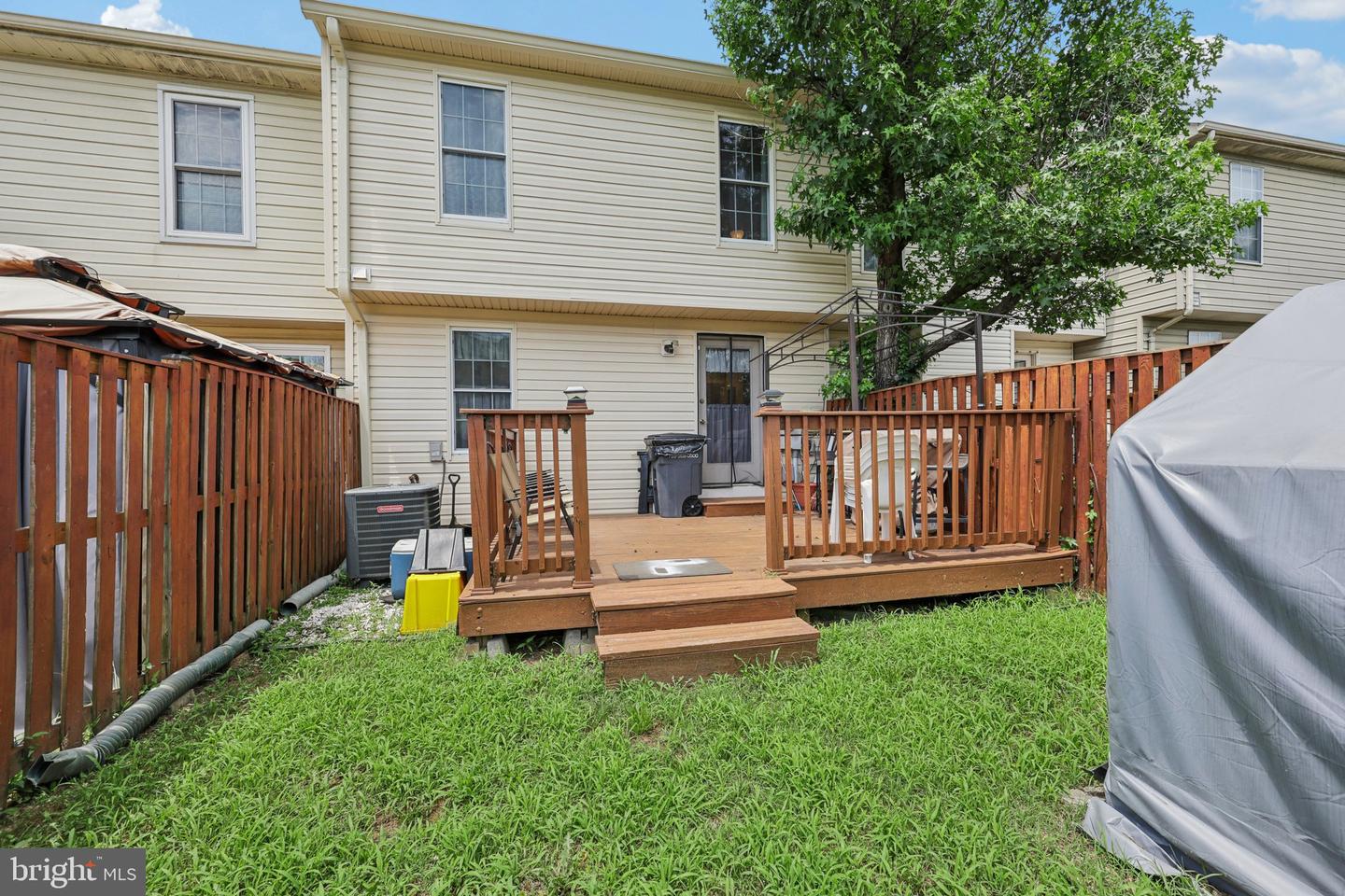 3427 Belleplain Ct