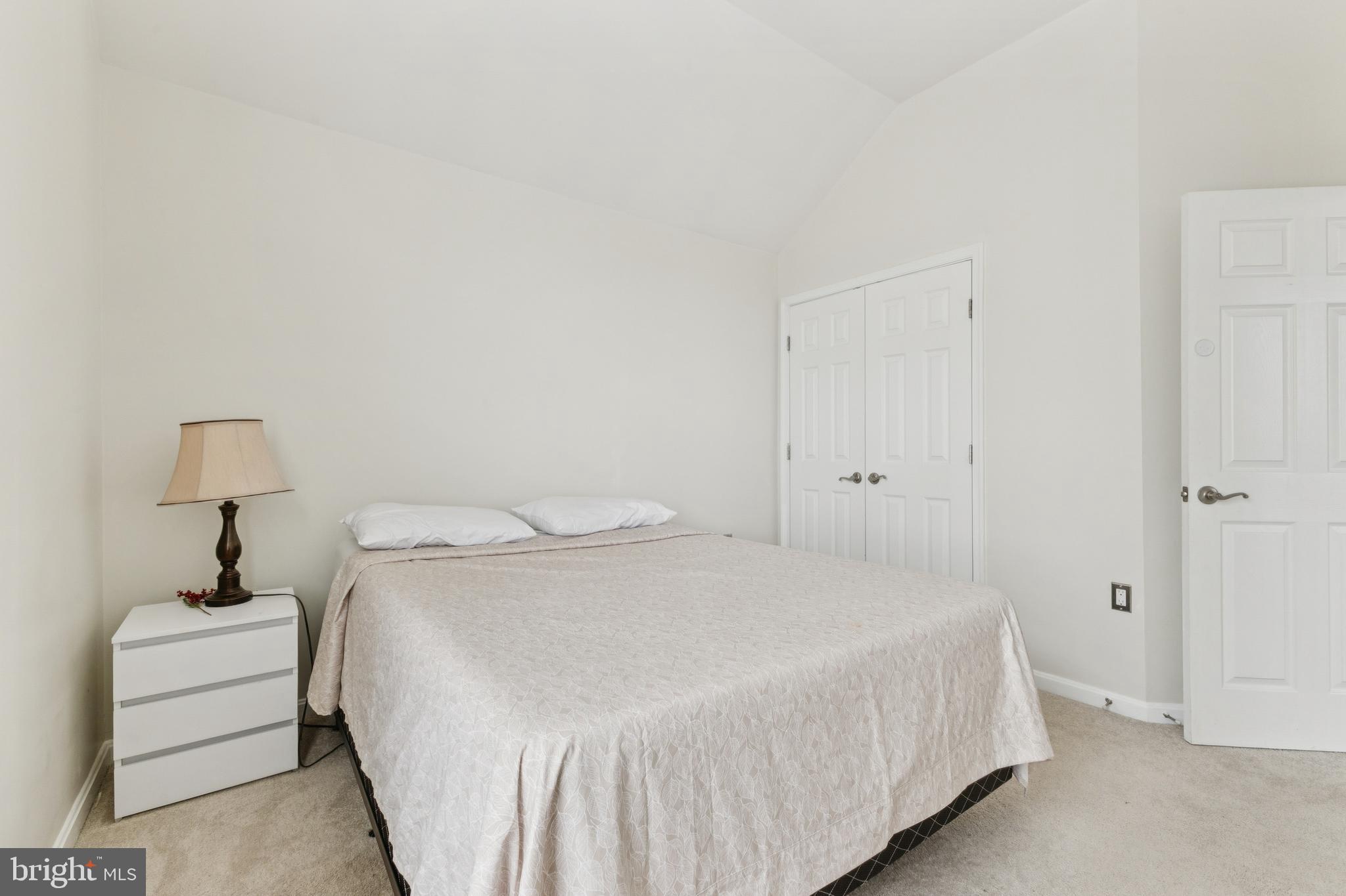 6831 Hampton Bay Ln