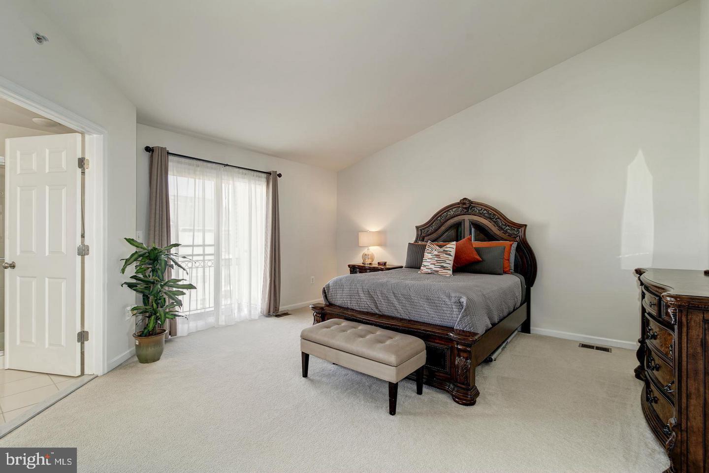 15831 John Diskin Cir #76