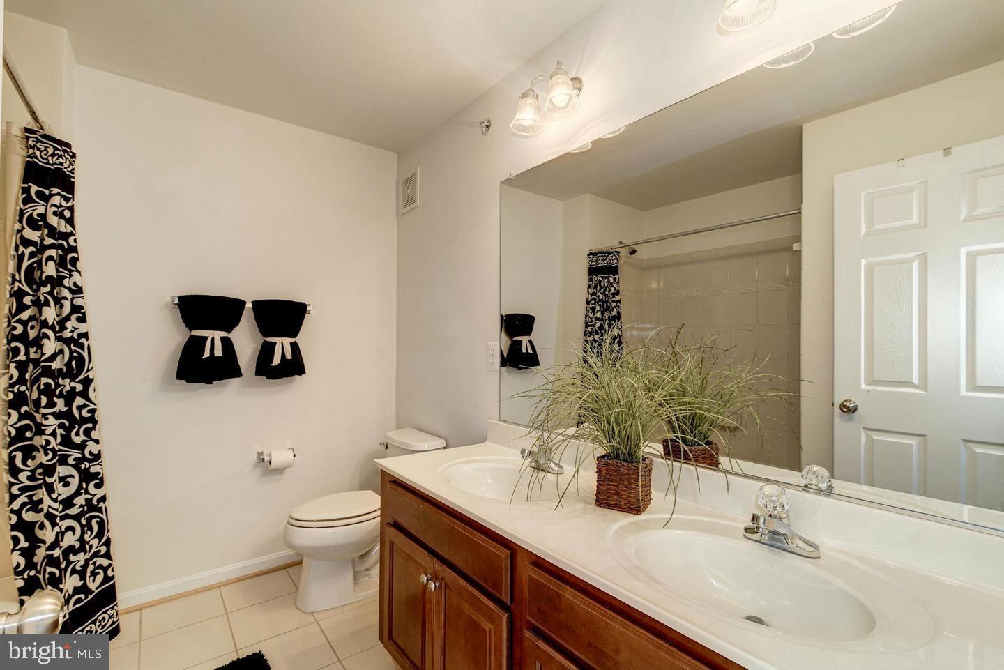 15831 John Diskin Cir #76