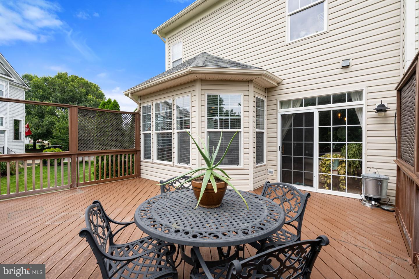 14163 Catbird Dr