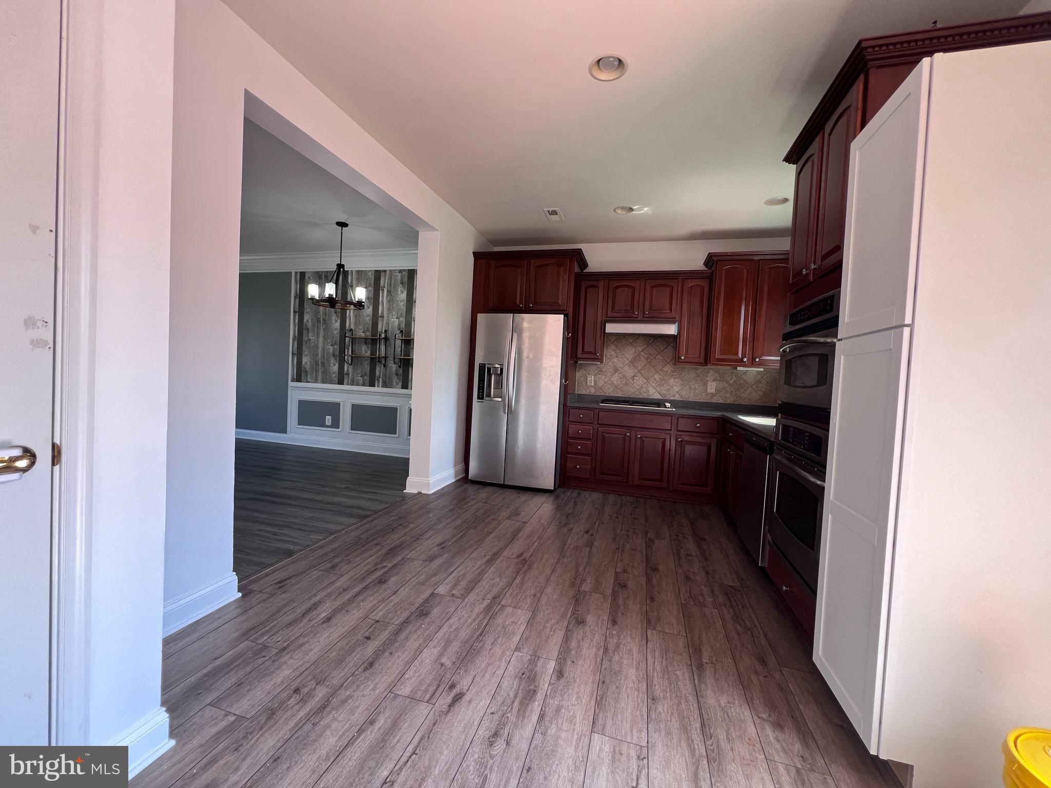 8951 BREWER CREEK PL