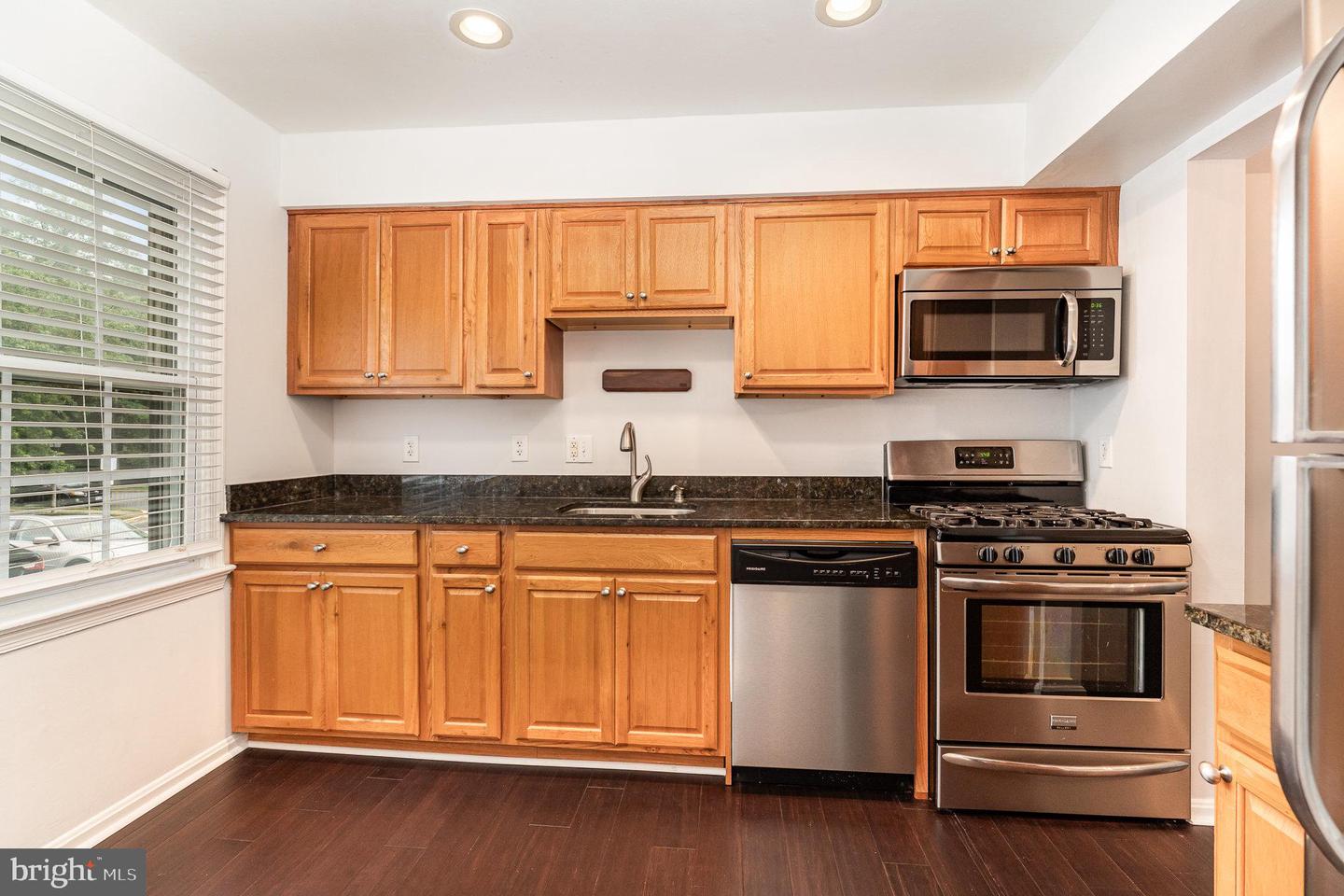 2168 Mayflower Dr