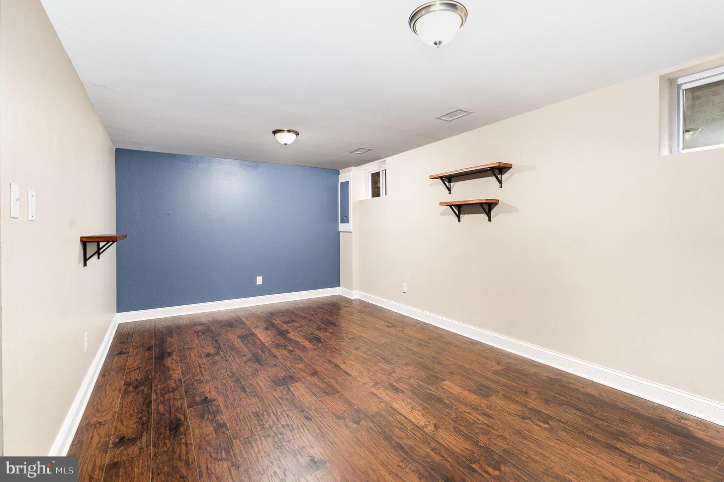 2168 Mayflower Dr