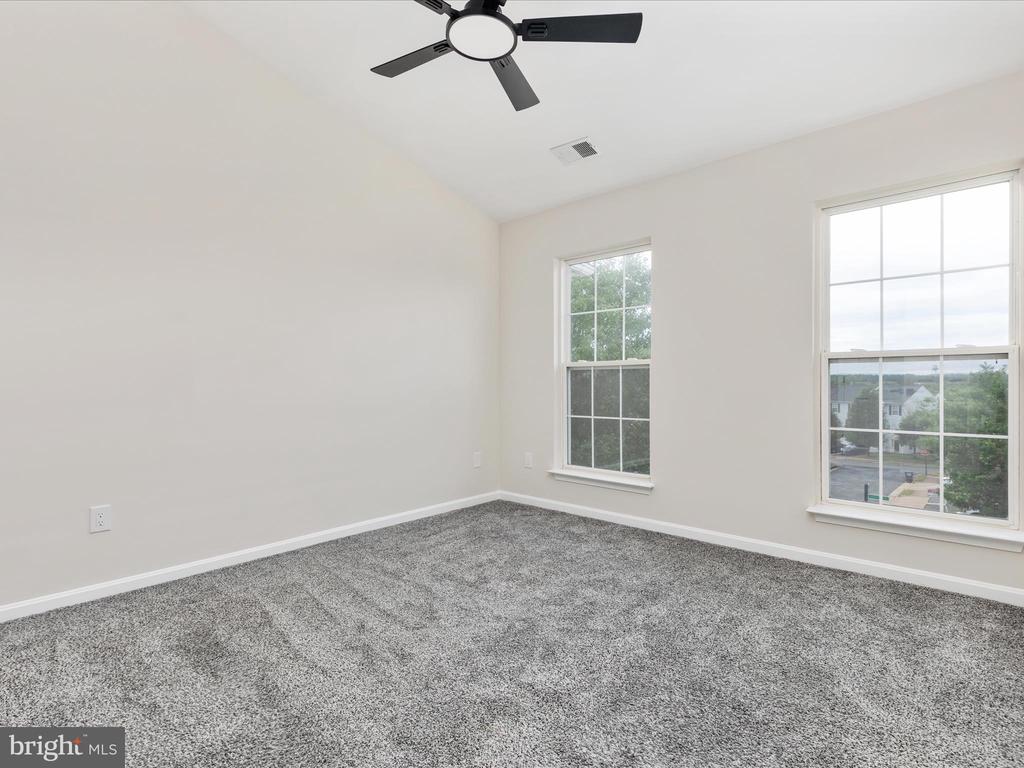 12075 Country Dr