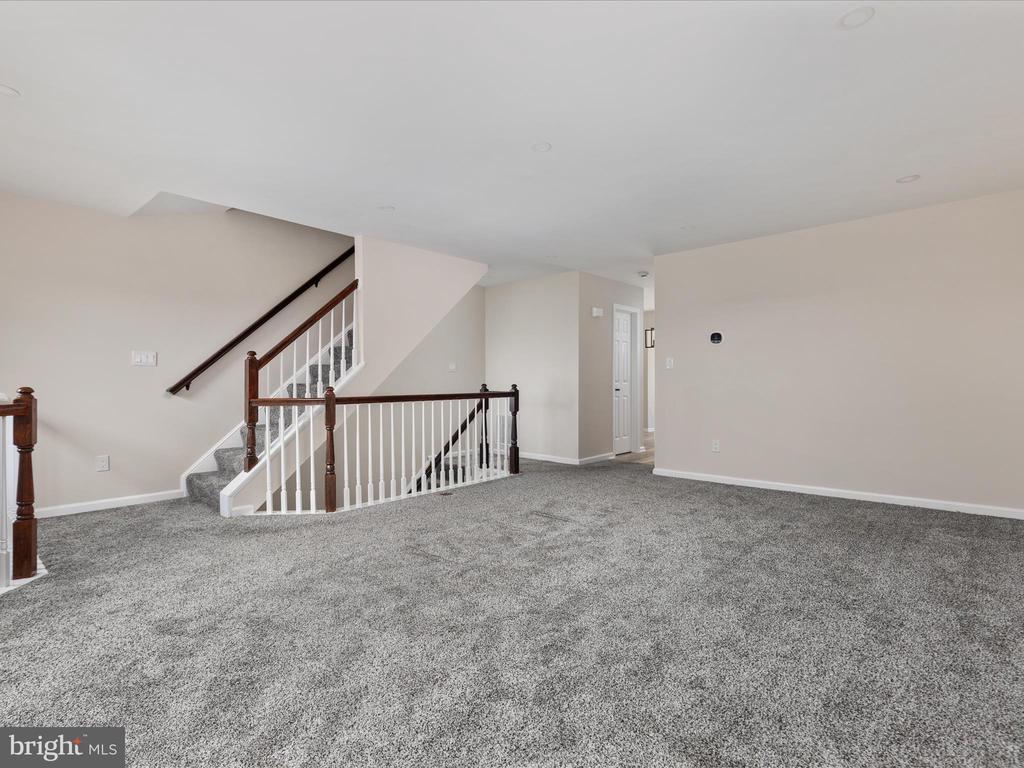 12075 Country Dr