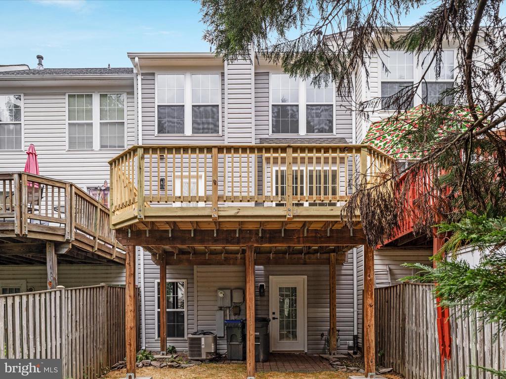 12075 Country Dr