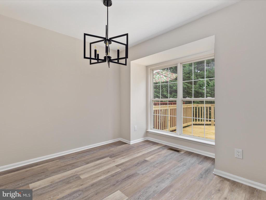 12075 Country Dr