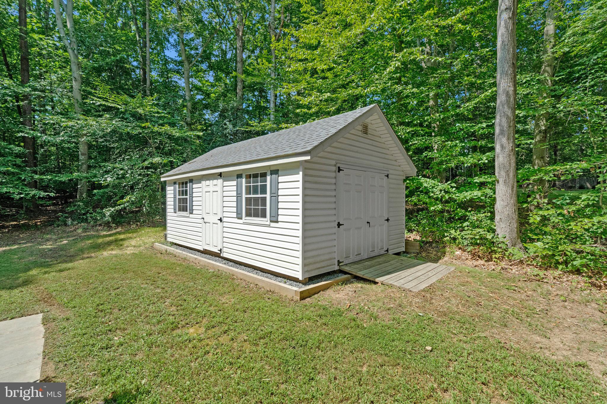 6265 Happy Creek Rd