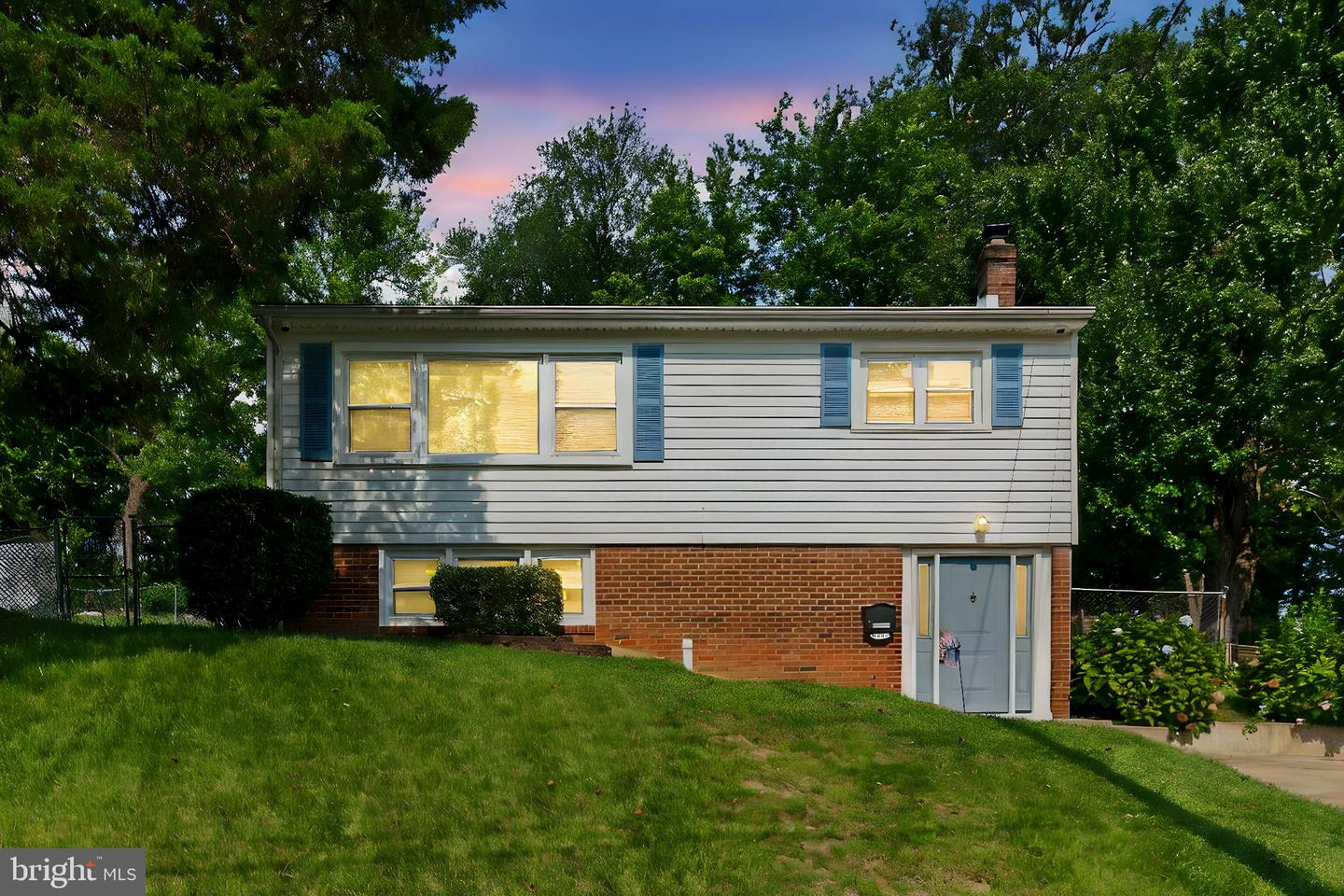 13430 Greenacre Dr