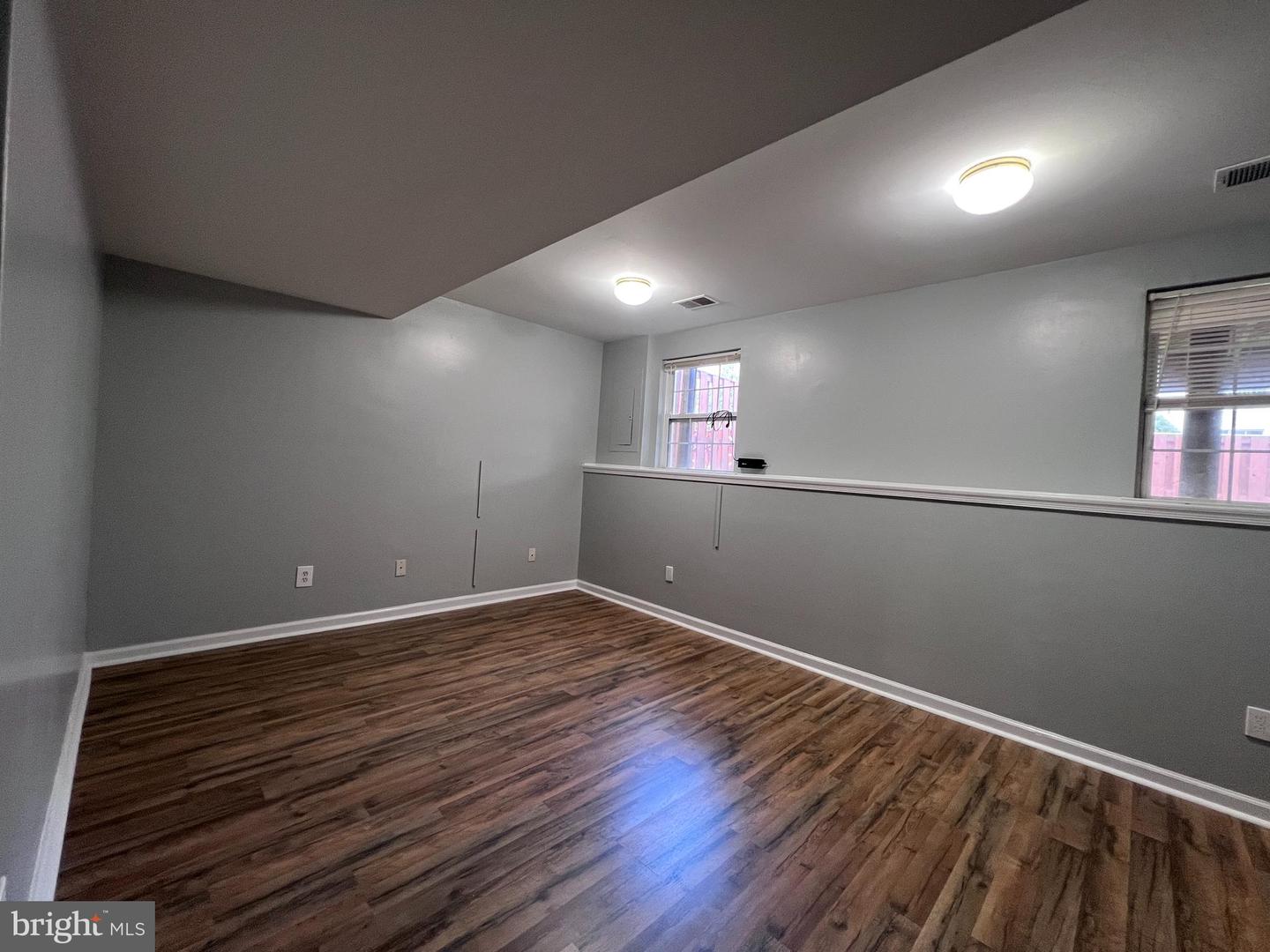 9038 FALCON GLEN CT