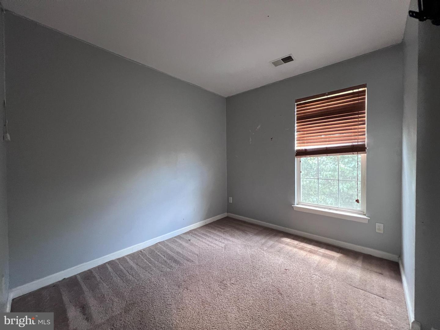 9038 FALCON GLEN CT