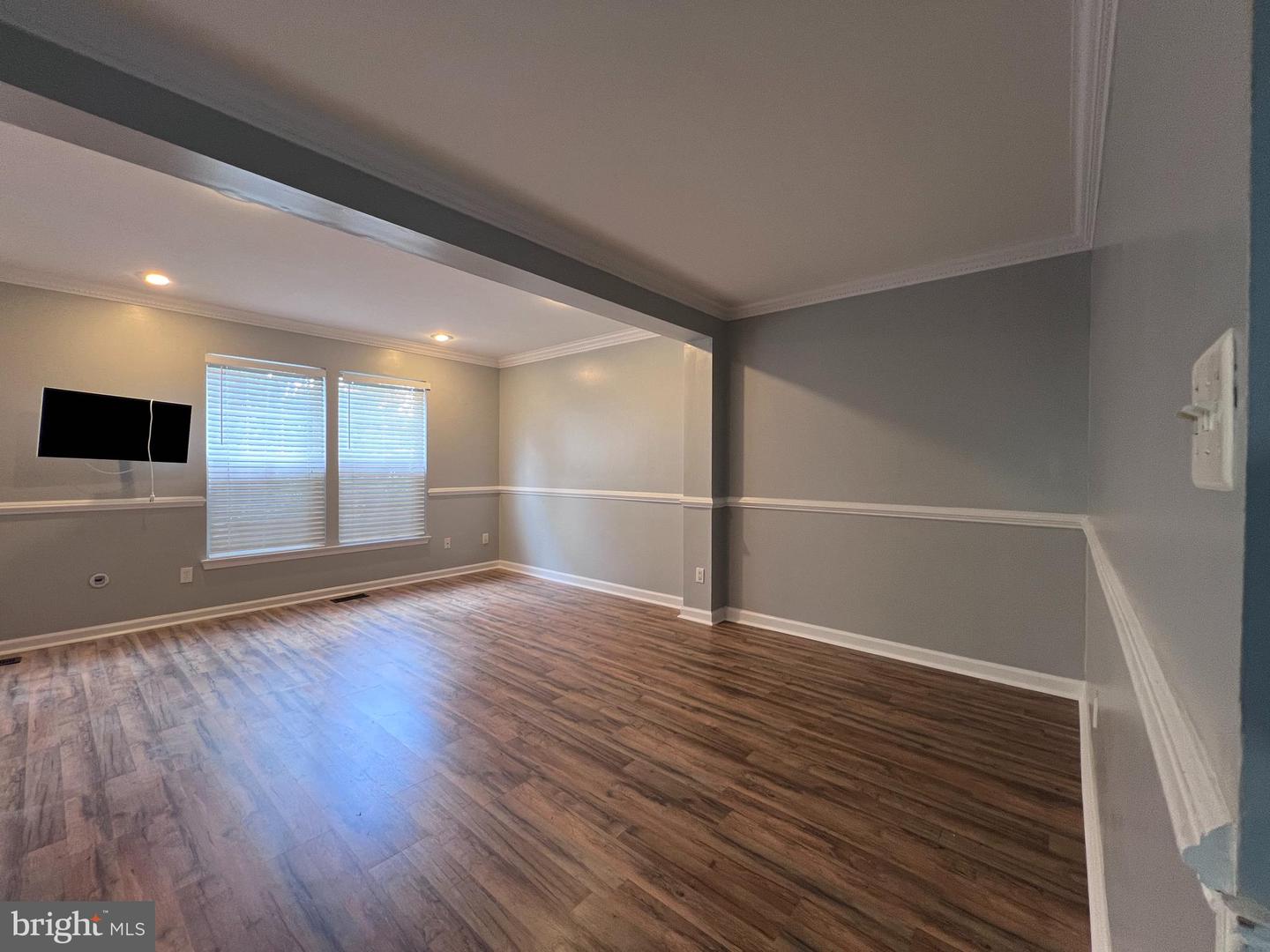 9038 FALCON GLEN CT