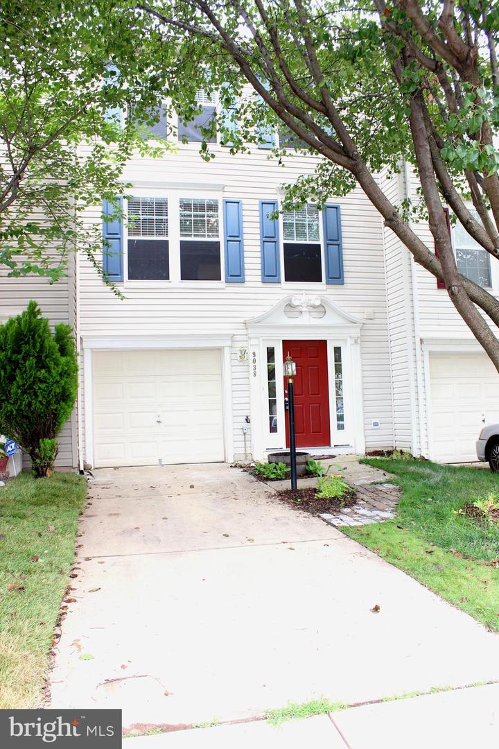 9038 FALCON GLEN CT