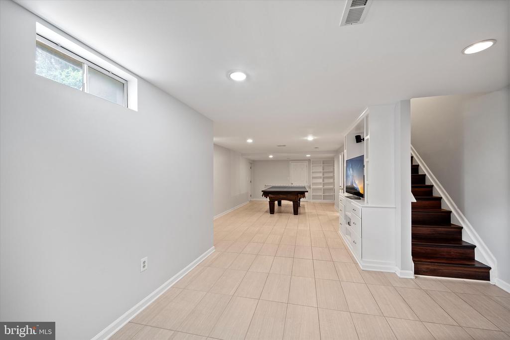 13204 Windy Leaf Ct