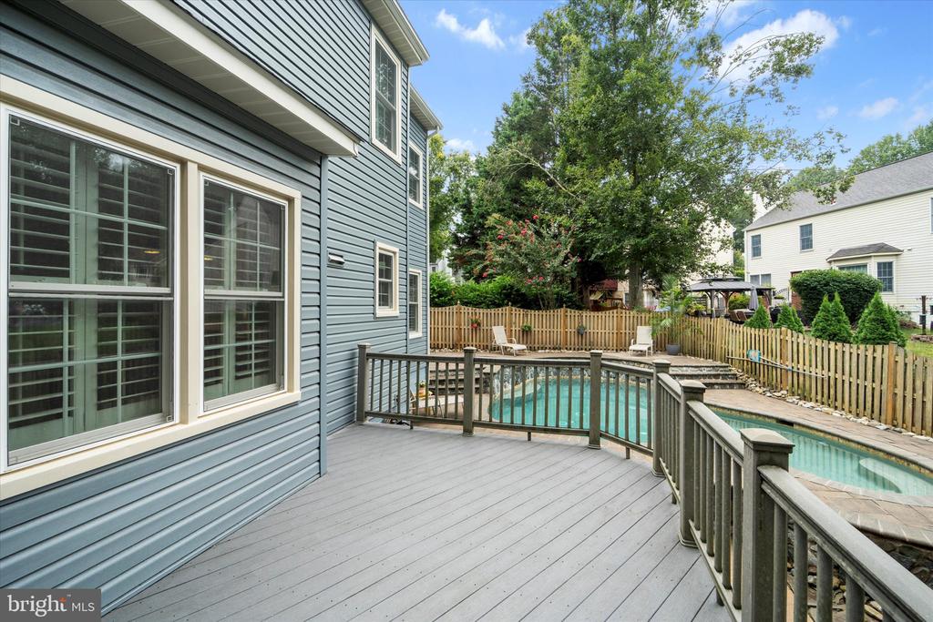 13204 Windy Leaf Ct