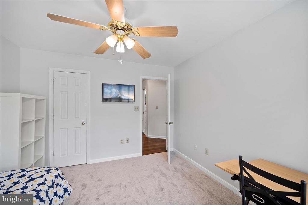 13204 Windy Leaf Ct