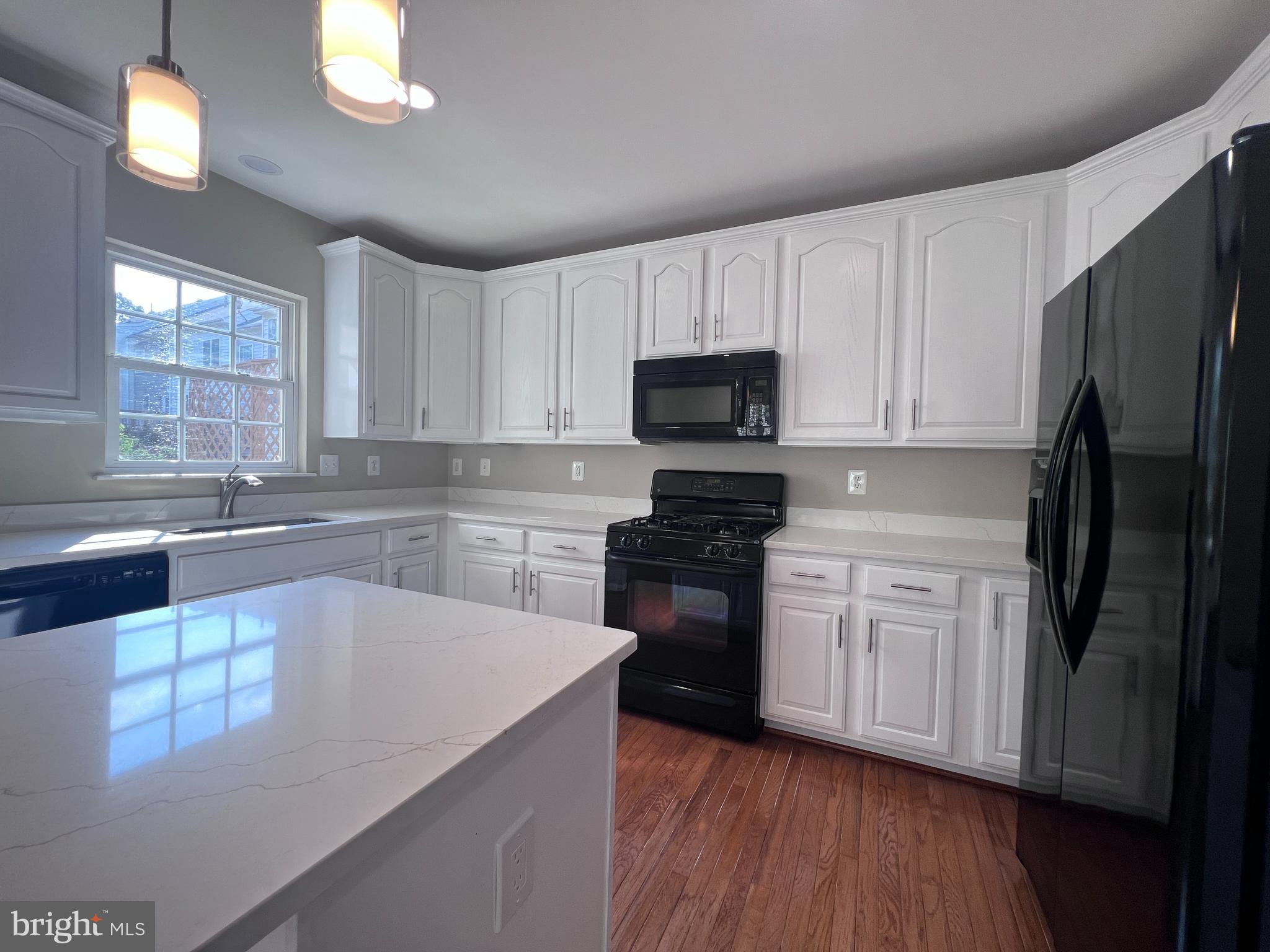 9757 CHESHIRE RIDGE CIR