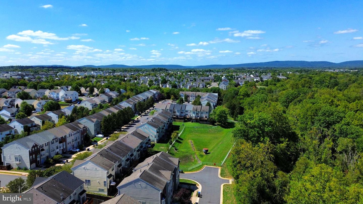 6722 EMMANUEL CT