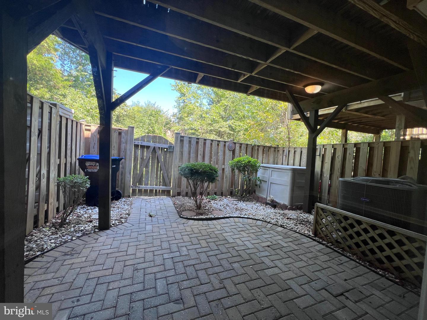 6722 EMMANUEL CT