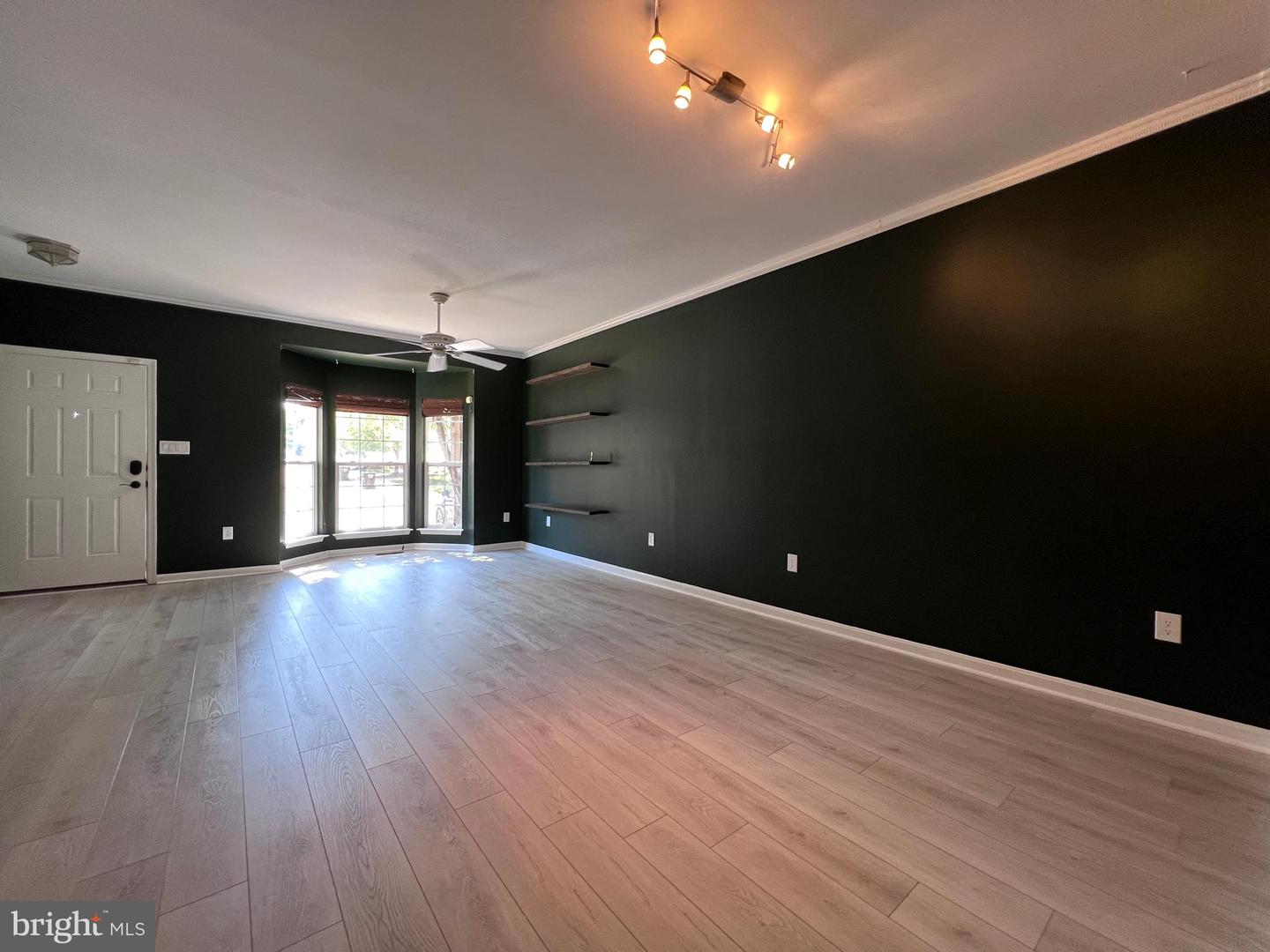 6722 EMMANUEL CT