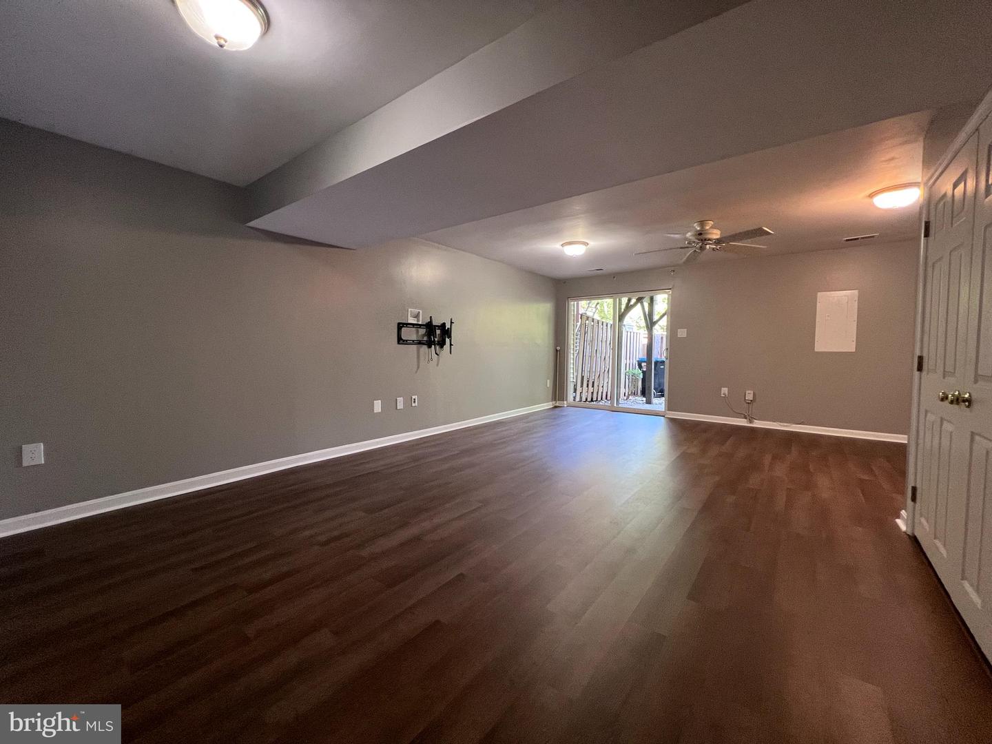 6722 EMMANUEL CT