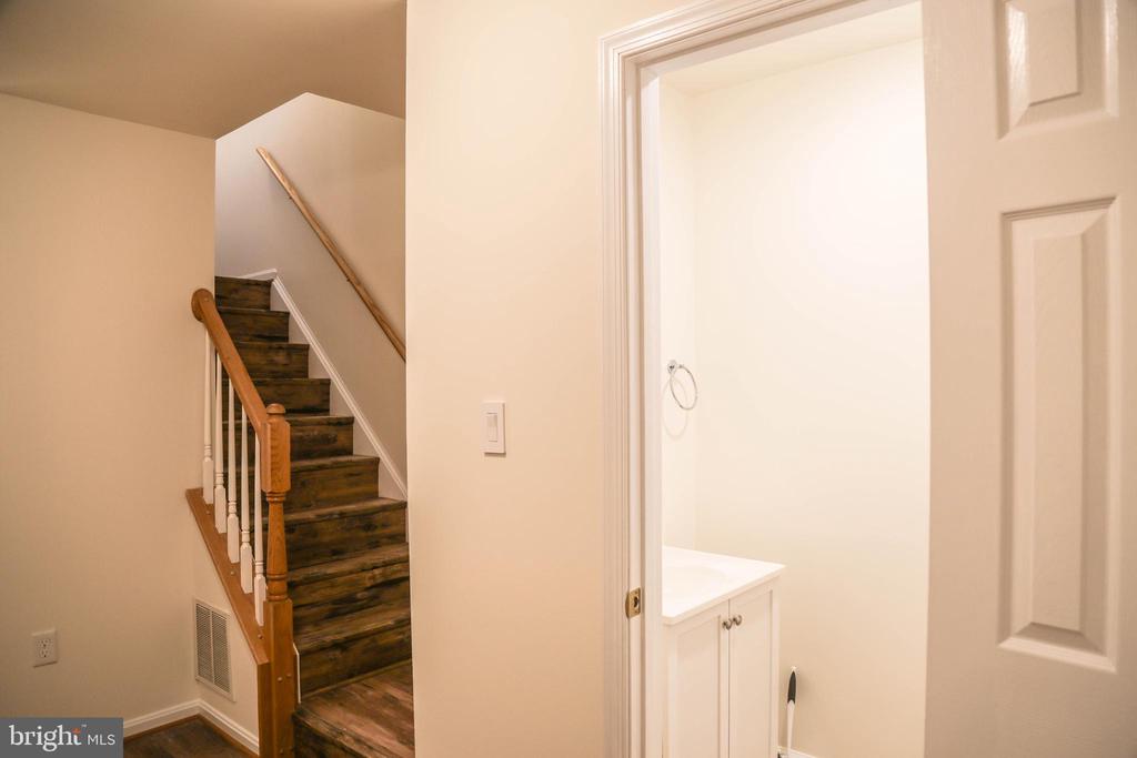 8461 TACKHOUSE LOOP