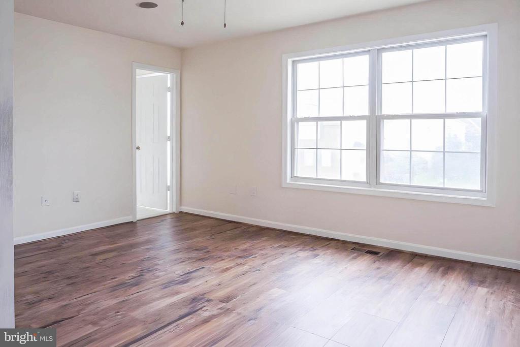 8461 TACKHOUSE LOOP