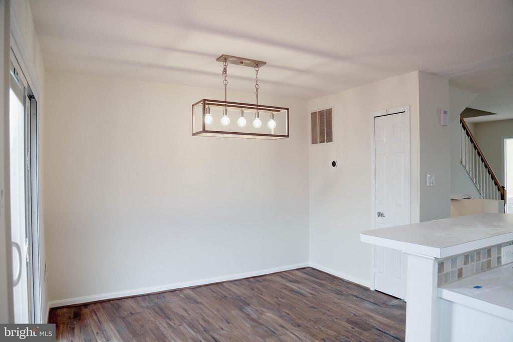 8461 TACKHOUSE LOOP