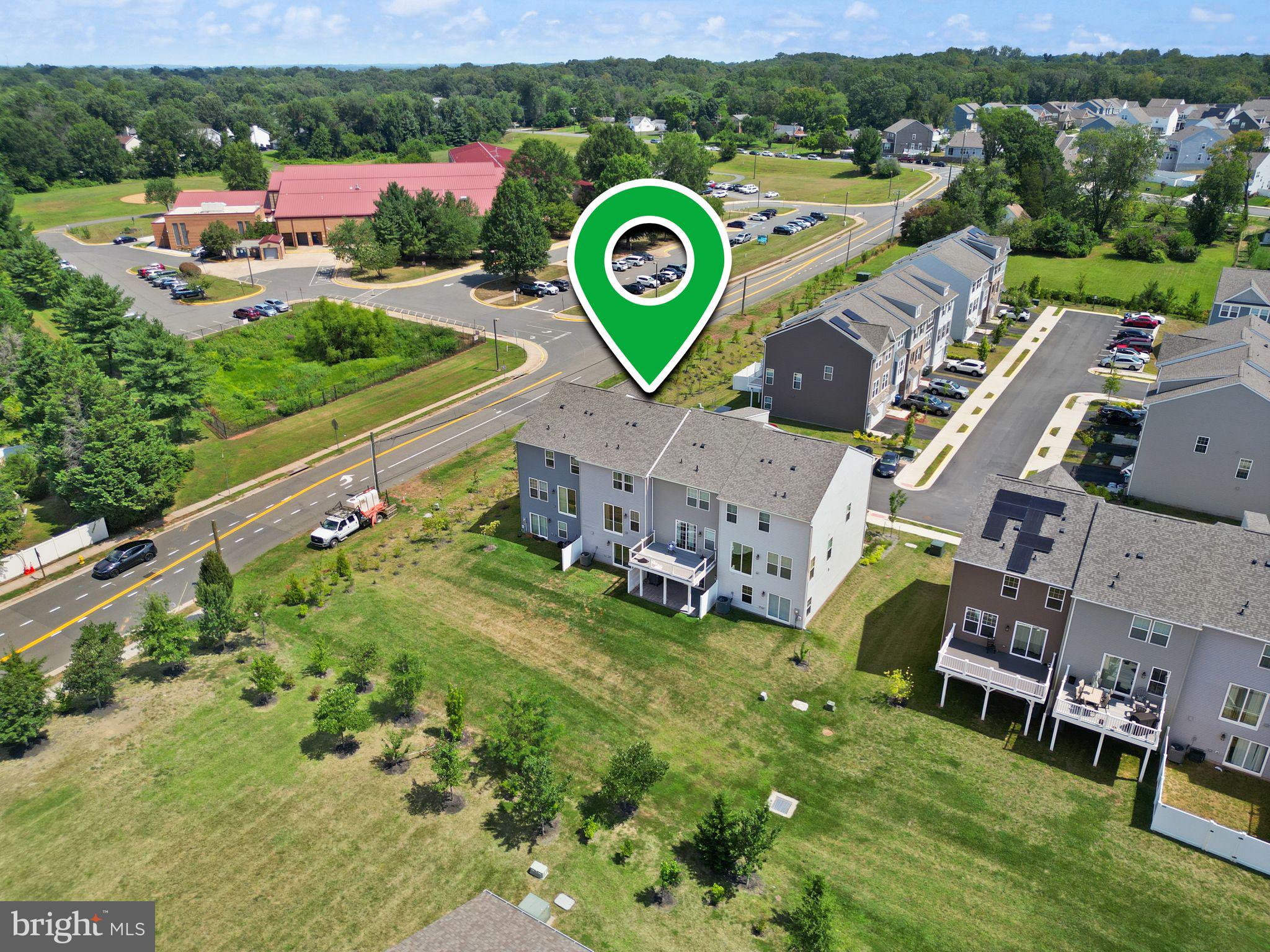 10602 Sheffield Glen Ln