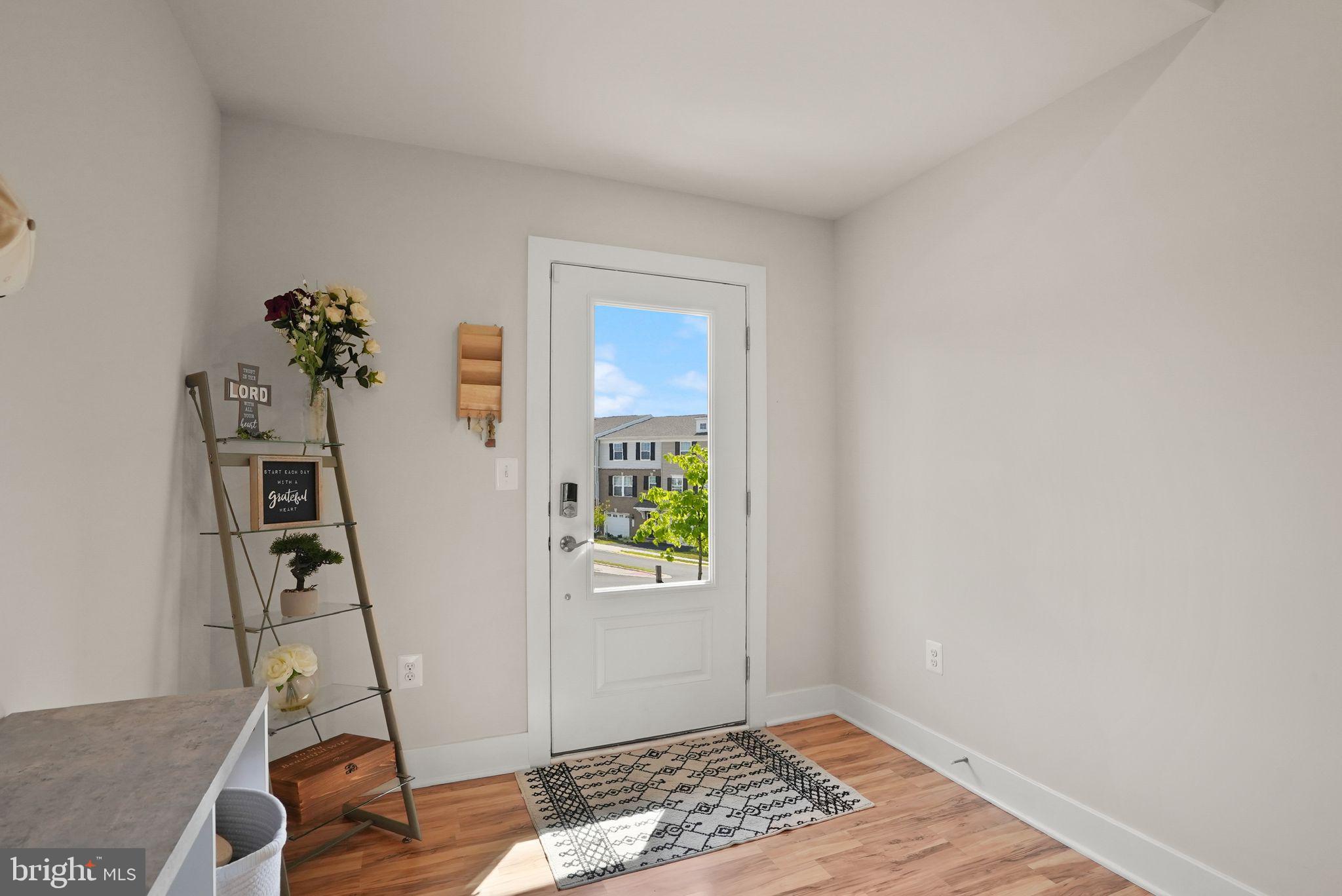 10602 Sheffield Glen Ln