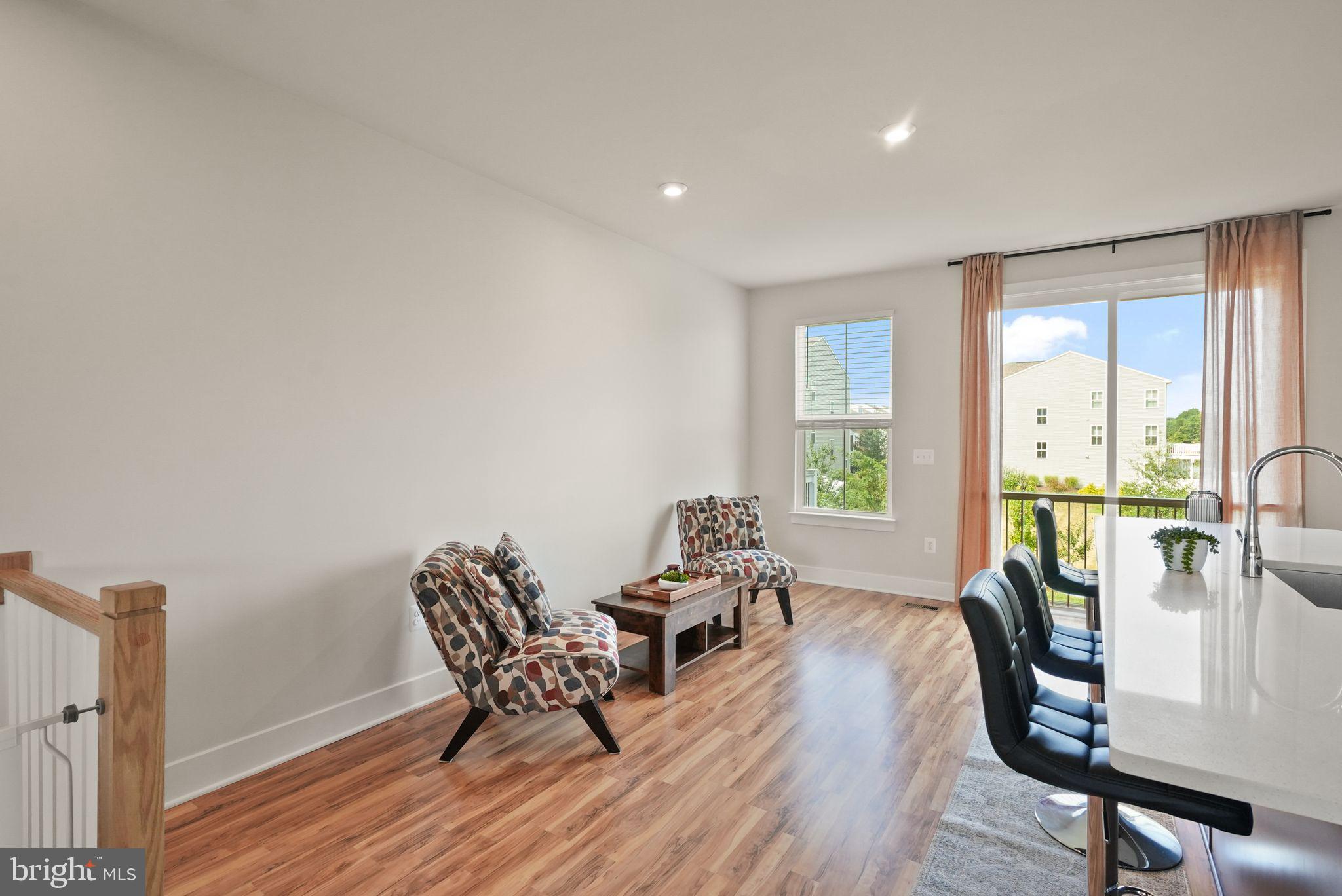 10602 Sheffield Glen Ln