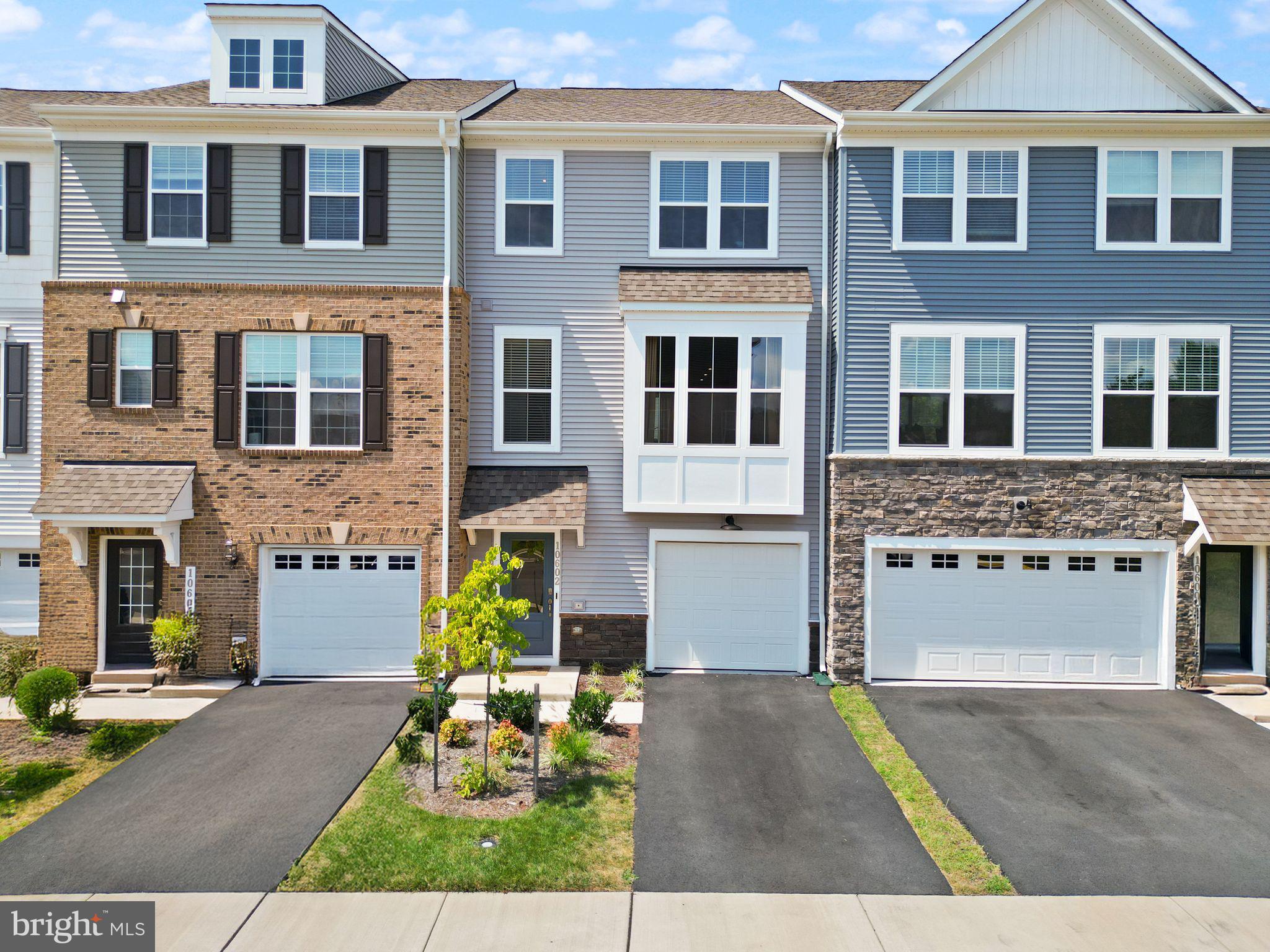 10602 Sheffield Glen Ln