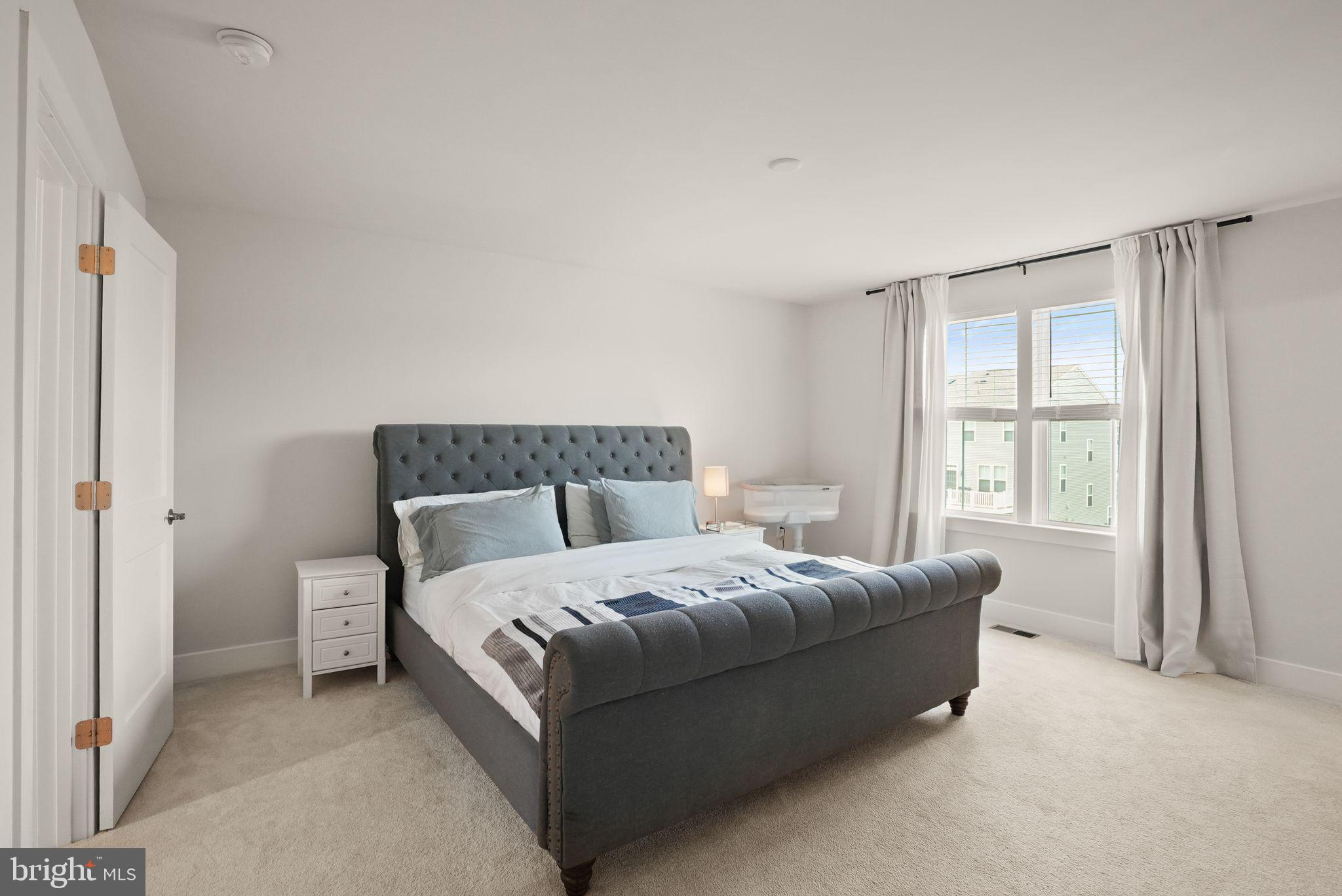 10602 Sheffield Glen Ln