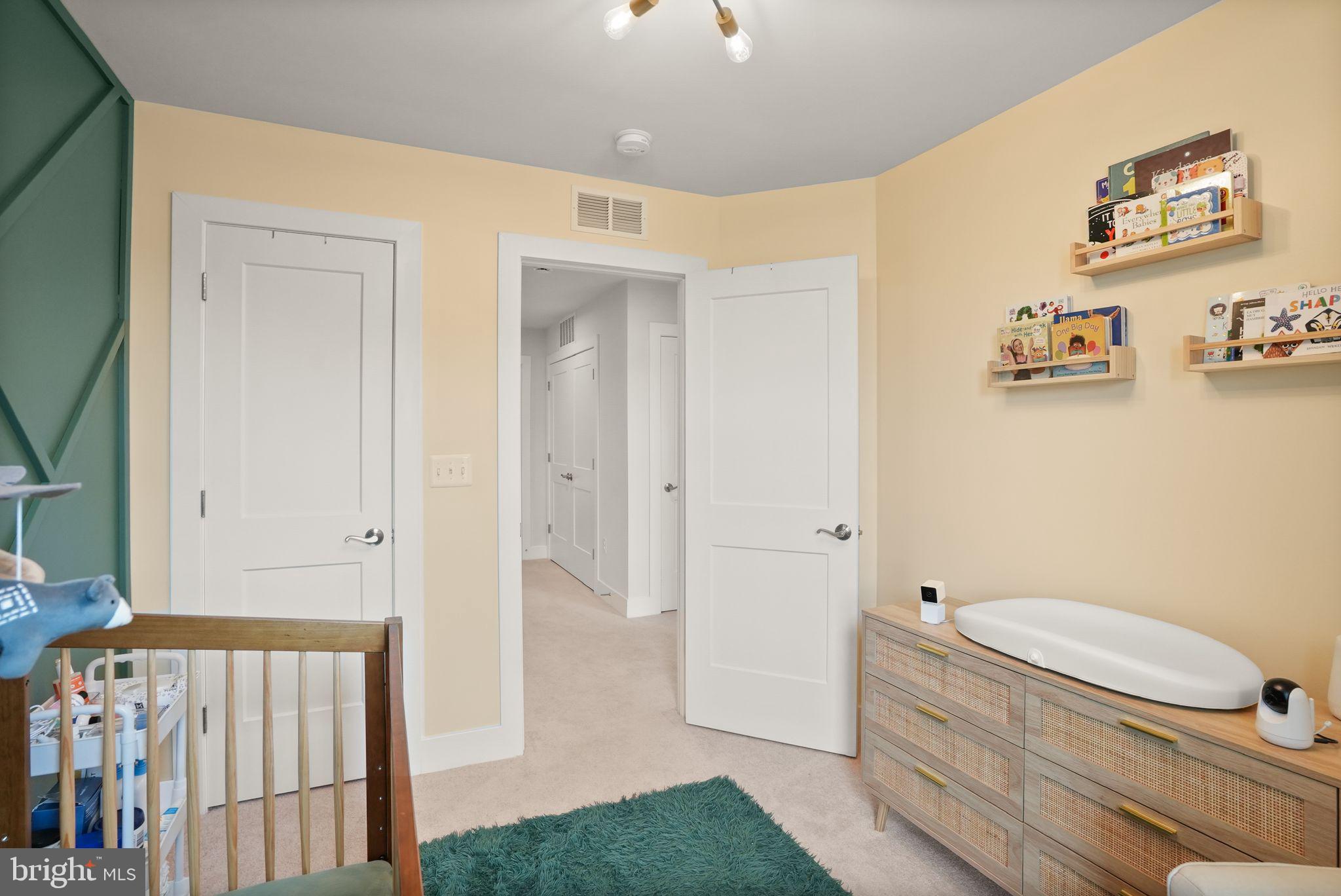 10602 Sheffield Glen Ln