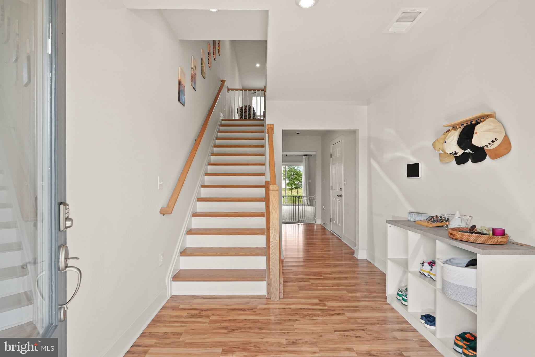 10602 Sheffield Glen Ln