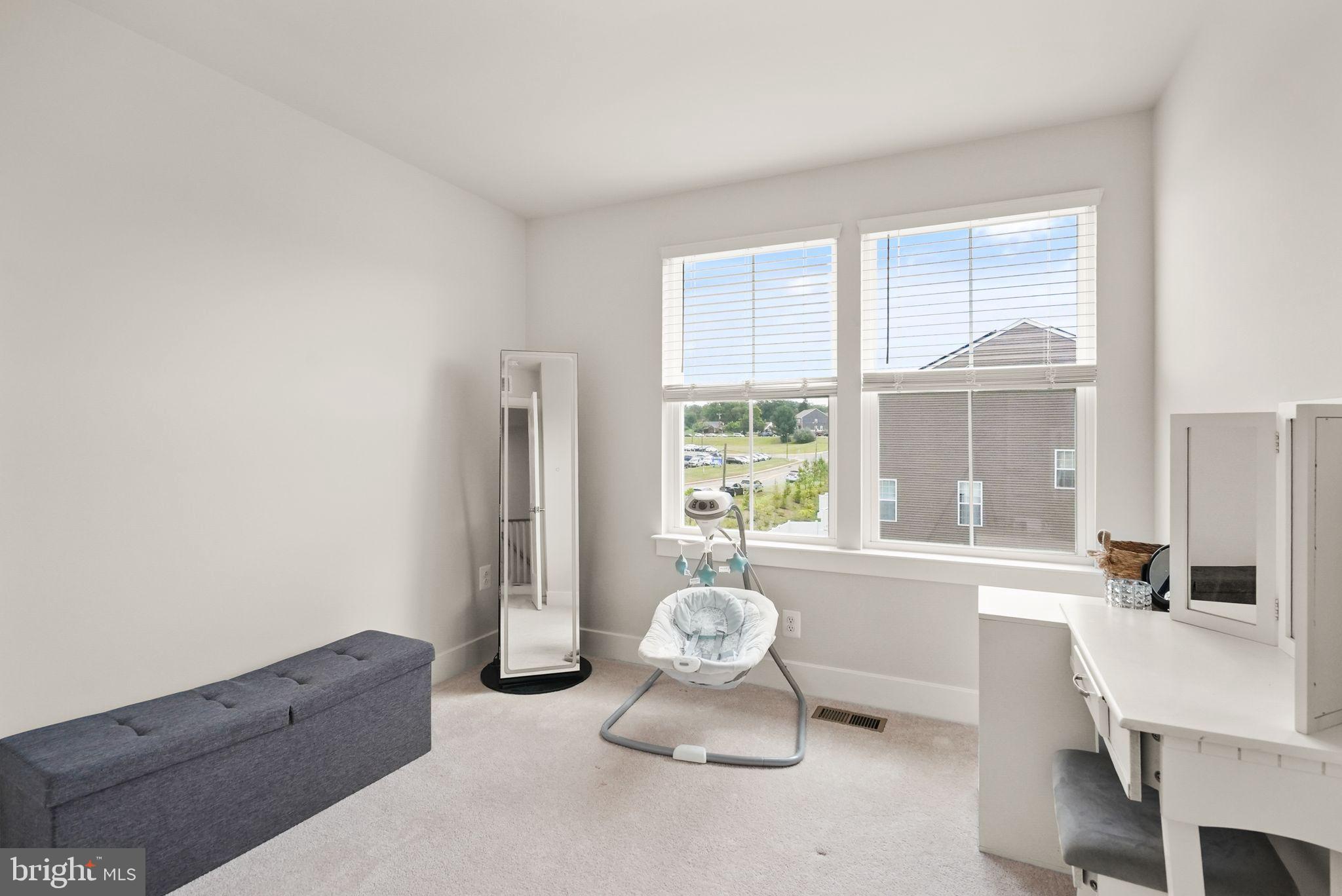 10602 Sheffield Glen Ln