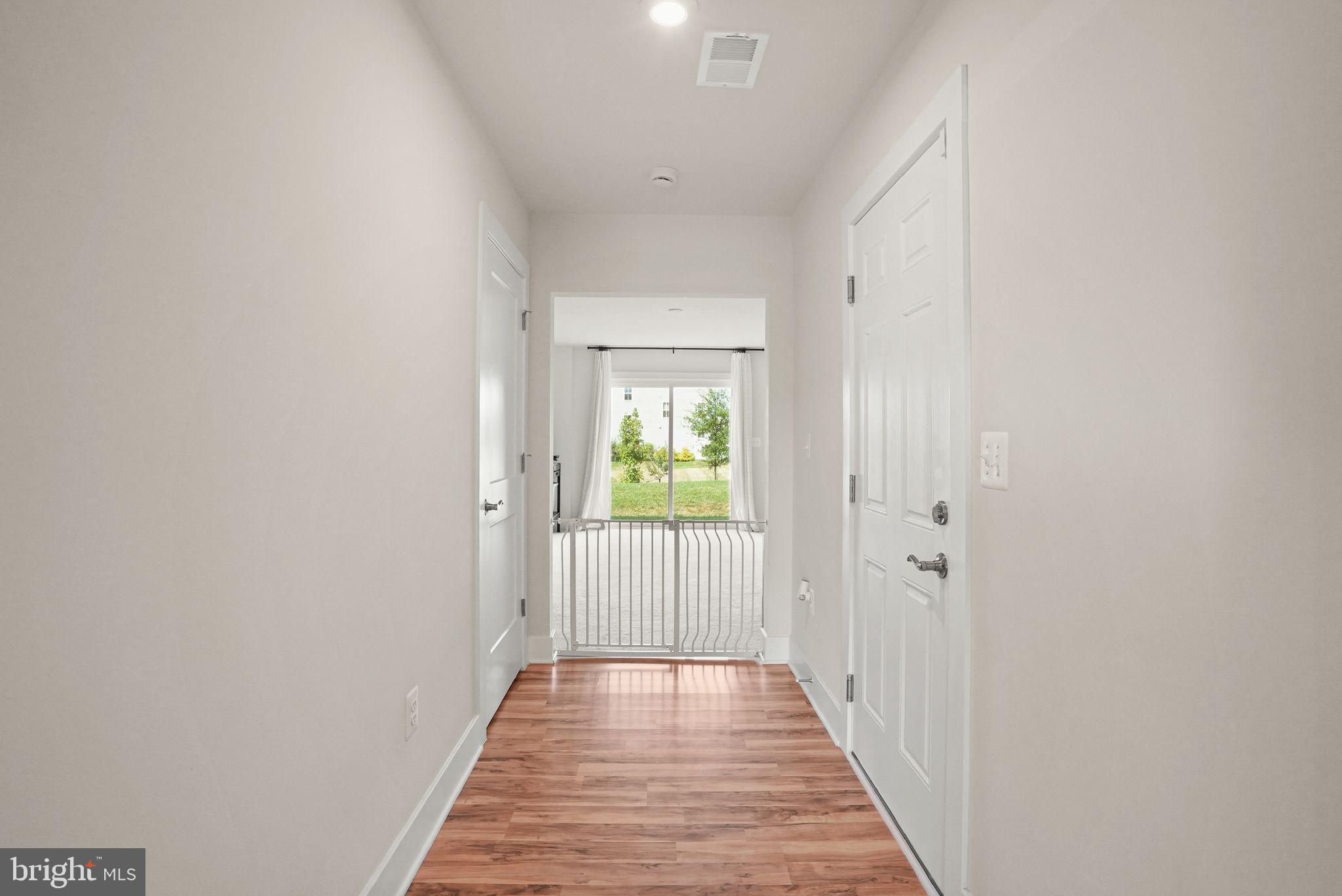 10602 Sheffield Glen Ln