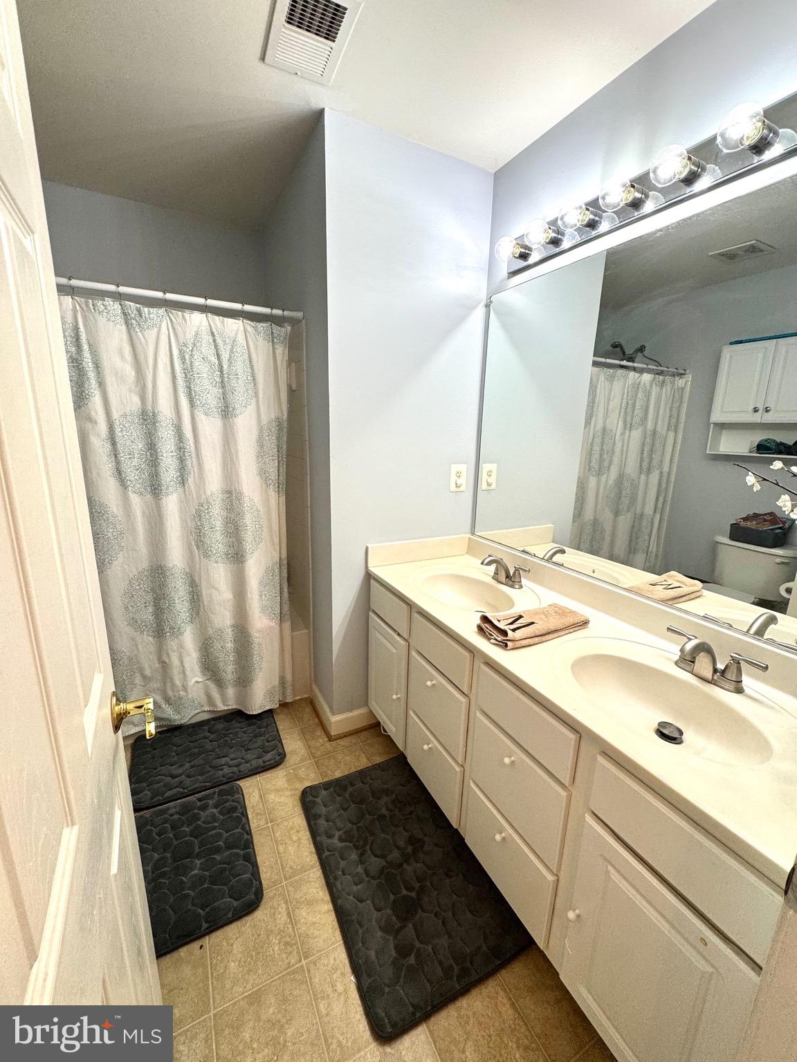 8186 Cobble Pond Way