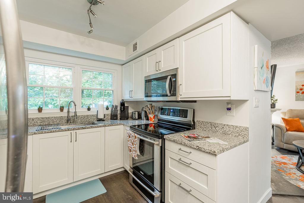 12240 Stevenson Ct #12240