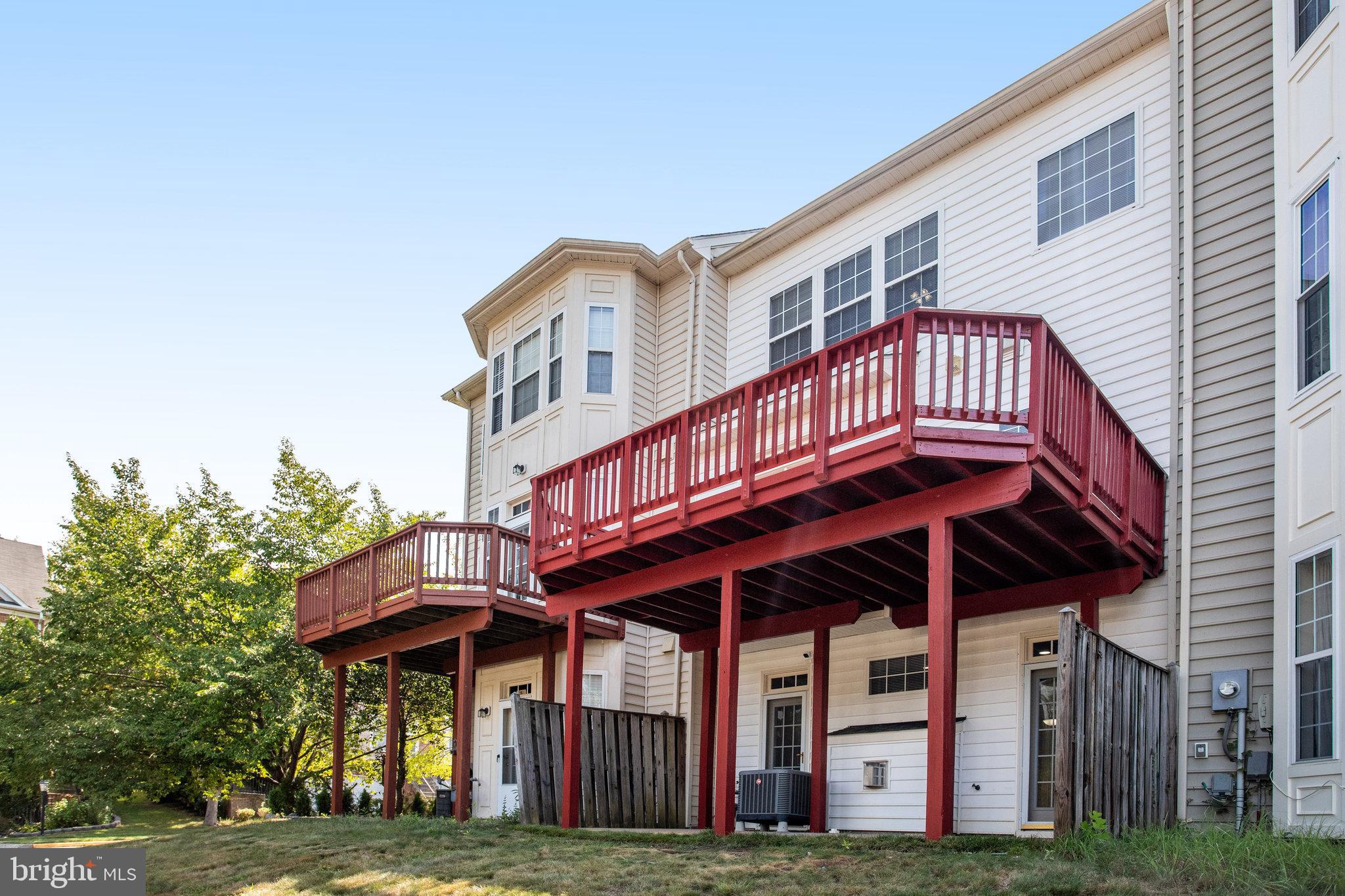 17485 BAYOU BEND CIR