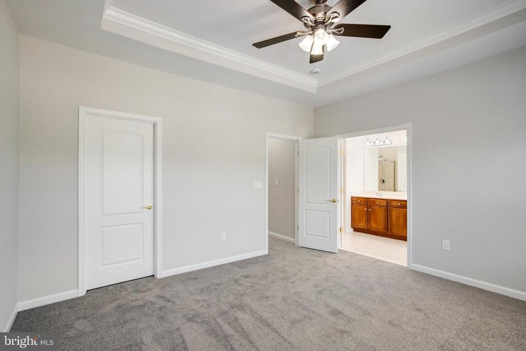 17485 BAYOU BEND CIR