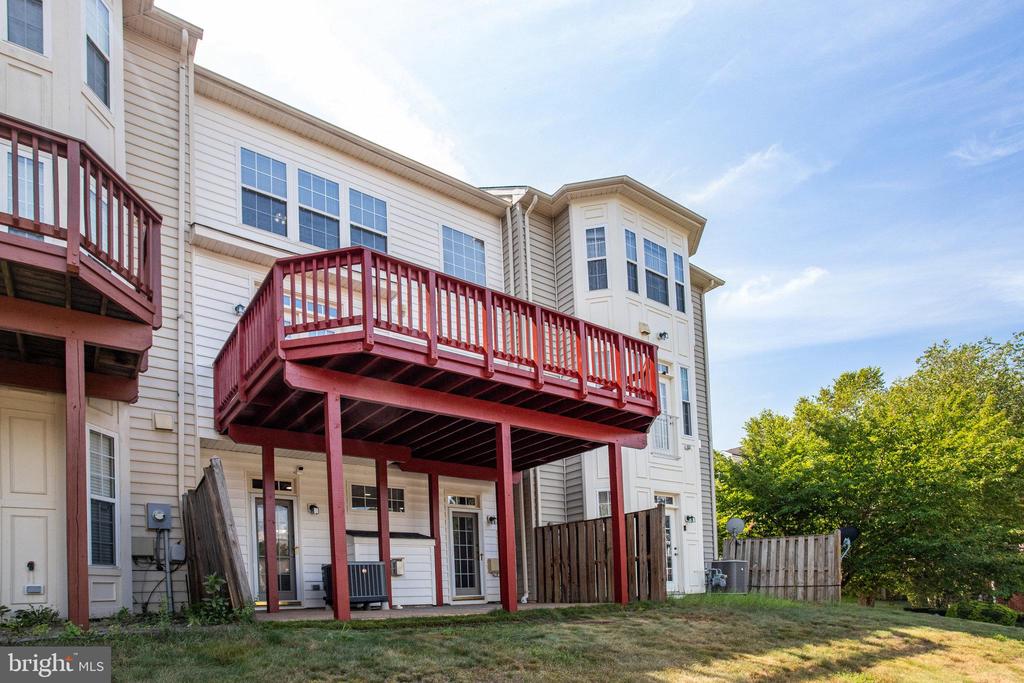 17485 BAYOU BEND CIR
