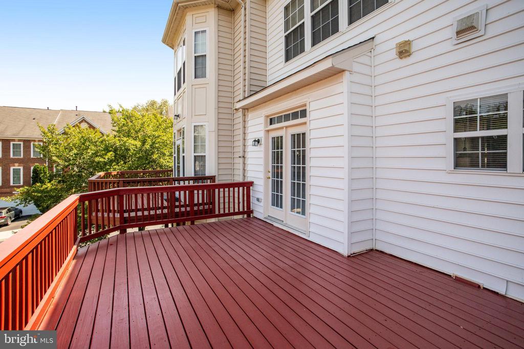 17485 BAYOU BEND CIR